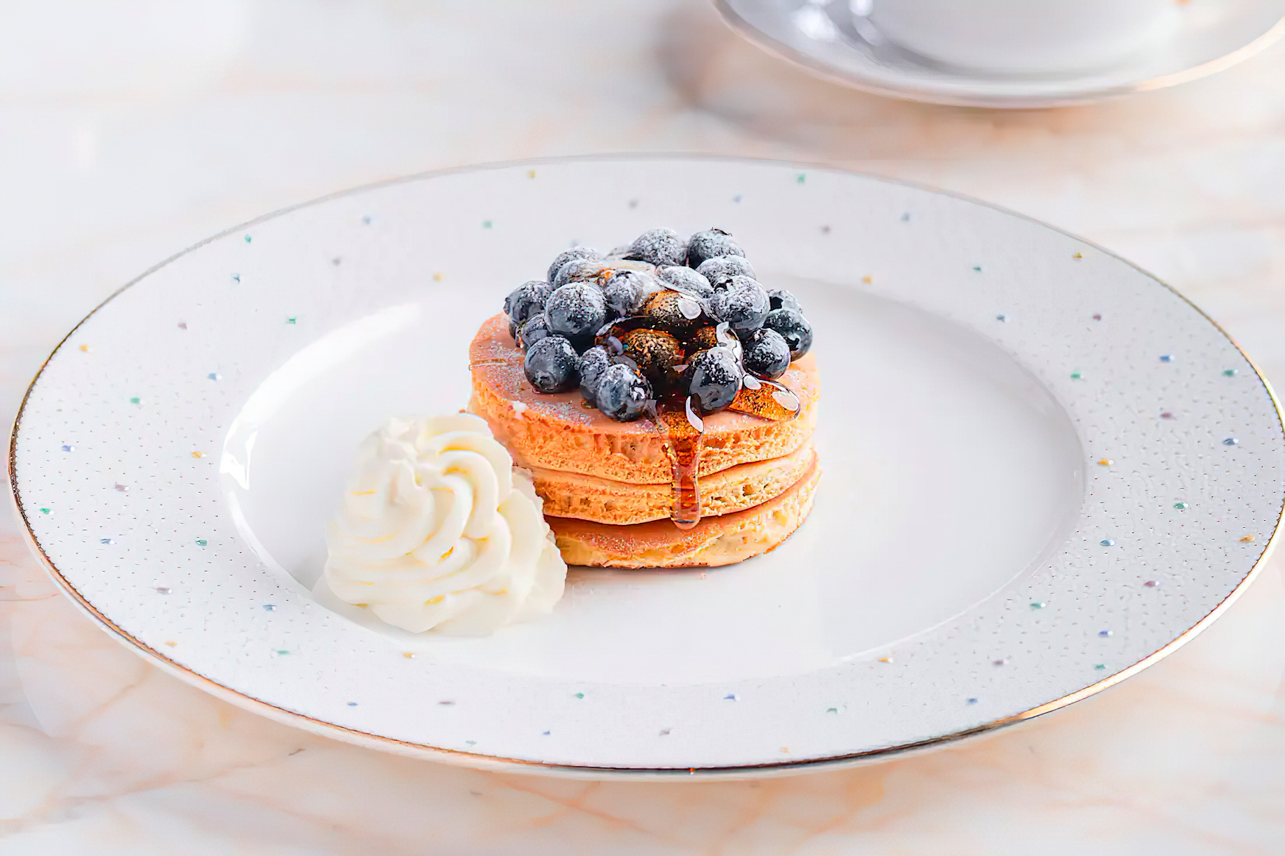 Mandarin Oriental Jumeira, Dubai Resort – Jumeirah, Dubai, UAE – Noor Lounge Blueberry Pancake