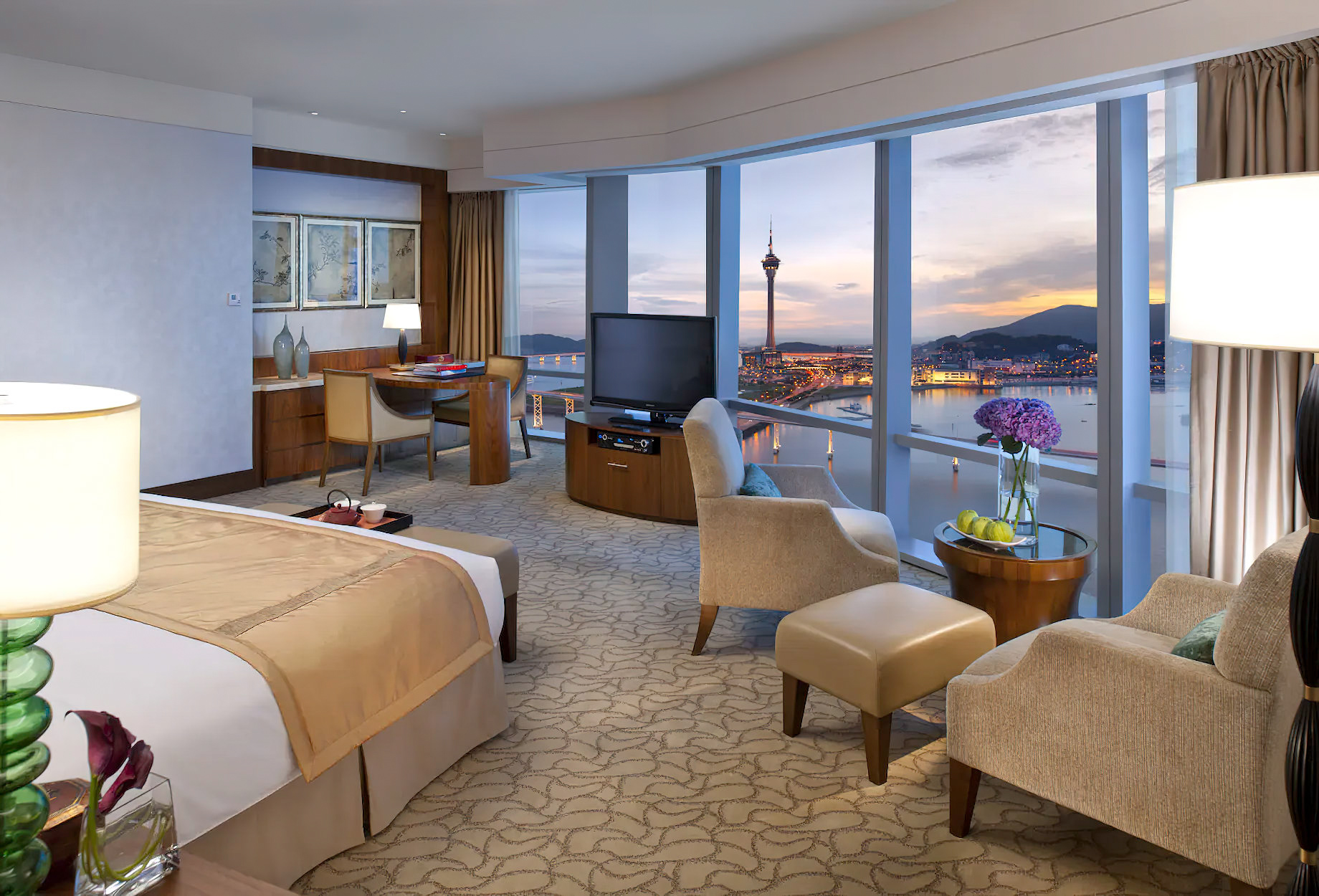 Mandarin Oriental, Macau Hotel – Macau, China – Premier View Room