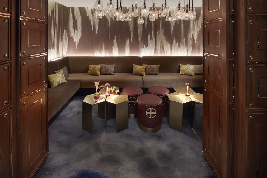 Mandarin Oriental Wangfujing, Beijing Hotel - Beijing, China - Mo Bar Private Lounge