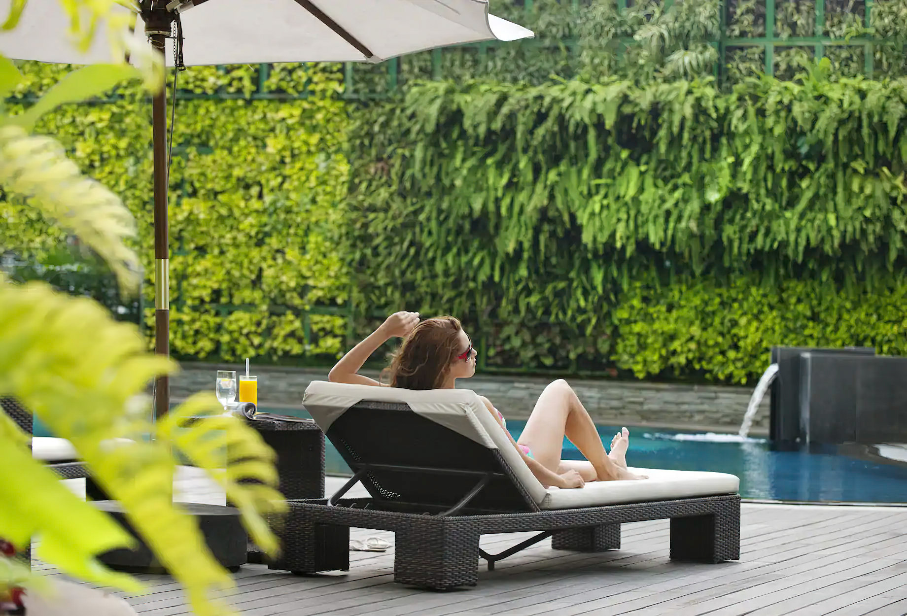 Mandarin Oriental, Jakarta Hotel – Jakarta, Indonesia – Outdoor Swimming Pool Deck