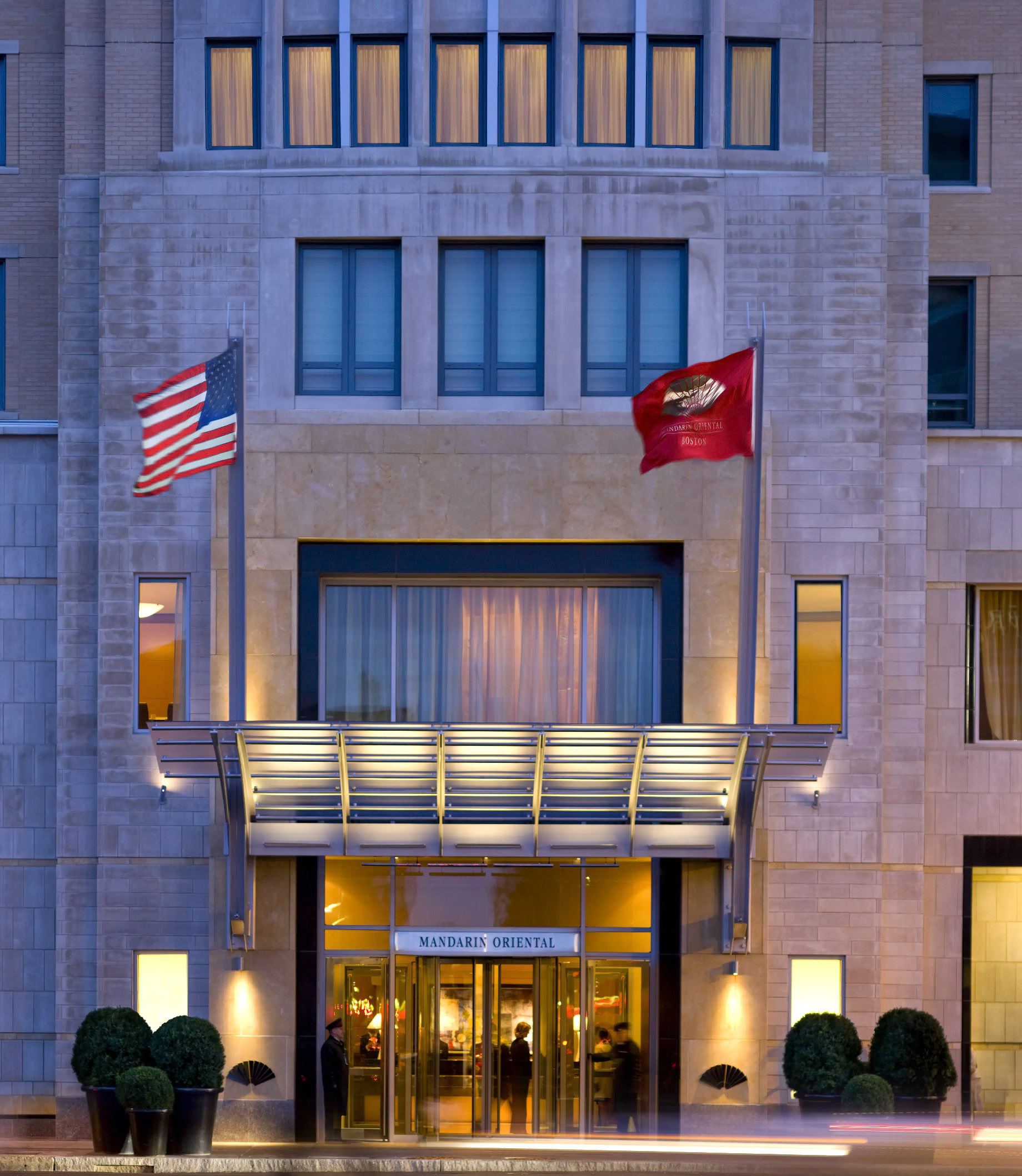 Mandarin Oriental, Boston Hotel – Boston, MA, USA – Hotel Entrance Night