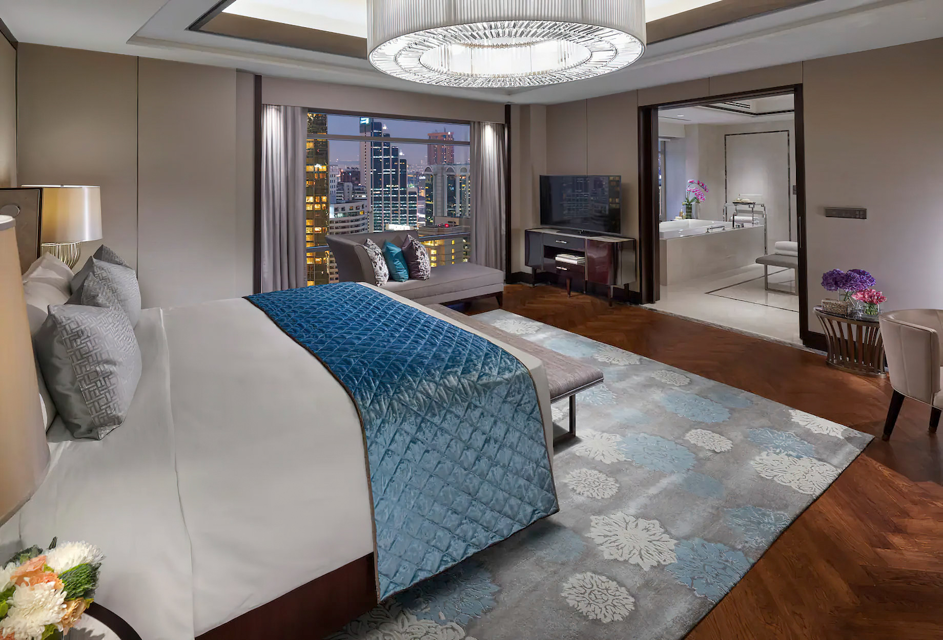 Mandarin Oriental, Kuala Lumpur Hotel - Kuala Lumpur, Indonesia - Royal Suite Bedroom