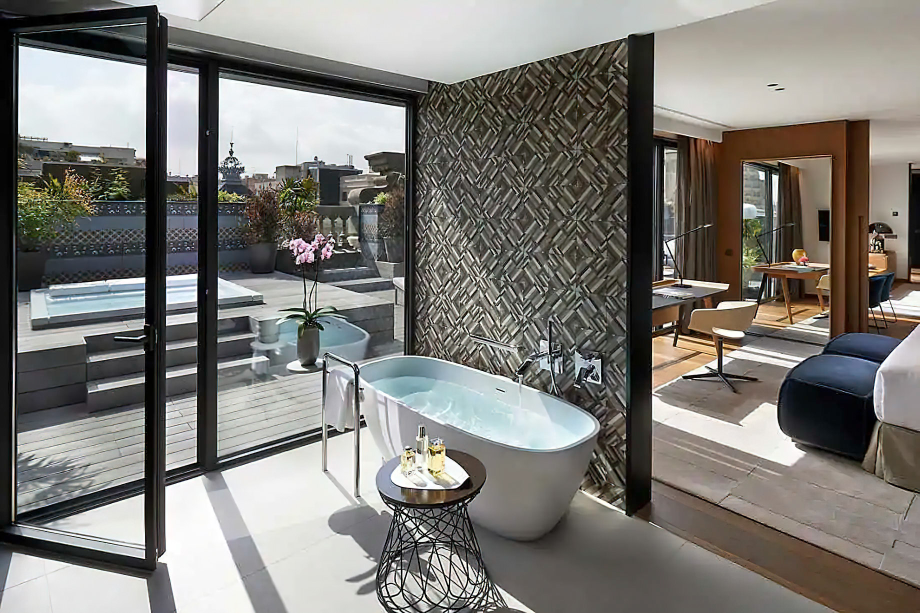 Mandarin Oriental, Barcelona Hotel - Barcelona, Spain - Barcelona Suite Bathroom