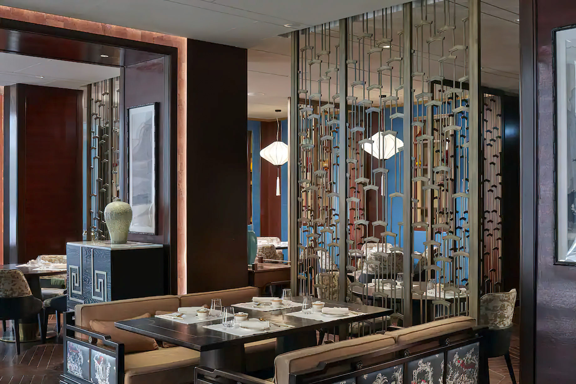 Mandarin Oriental, Doha Hotel – Doha, Qatar – Liang Restaurant Tables