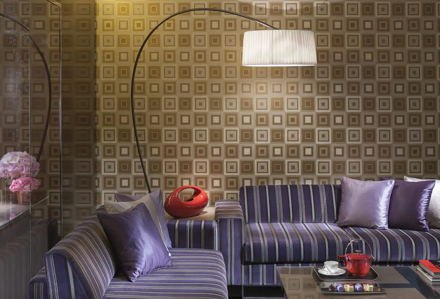 Mandarin Oriental, Geneva Hotel – Geneva, Switzerland – Guest Suite Decor