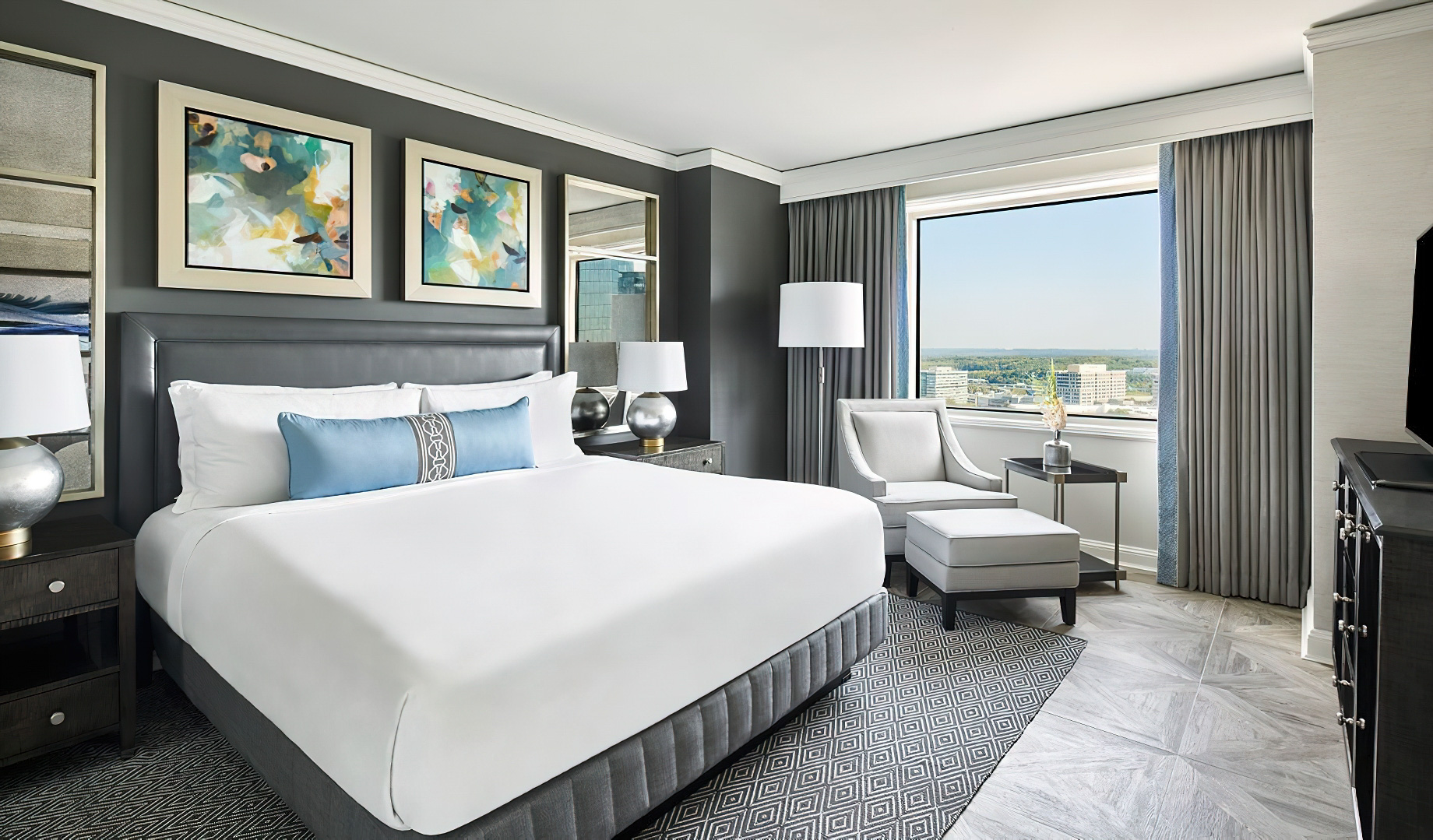 The Ritz-Carlton, Tysons Corner Hotel – McLean, VA, USA – Executive Suite Bedroom