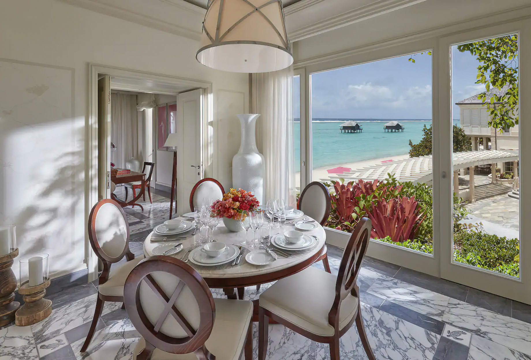 Mandarin Oriental, Canouan Island Resort – Saint Vincent and the Grenadines – One Bedroom Beachfront Suite Dining Room