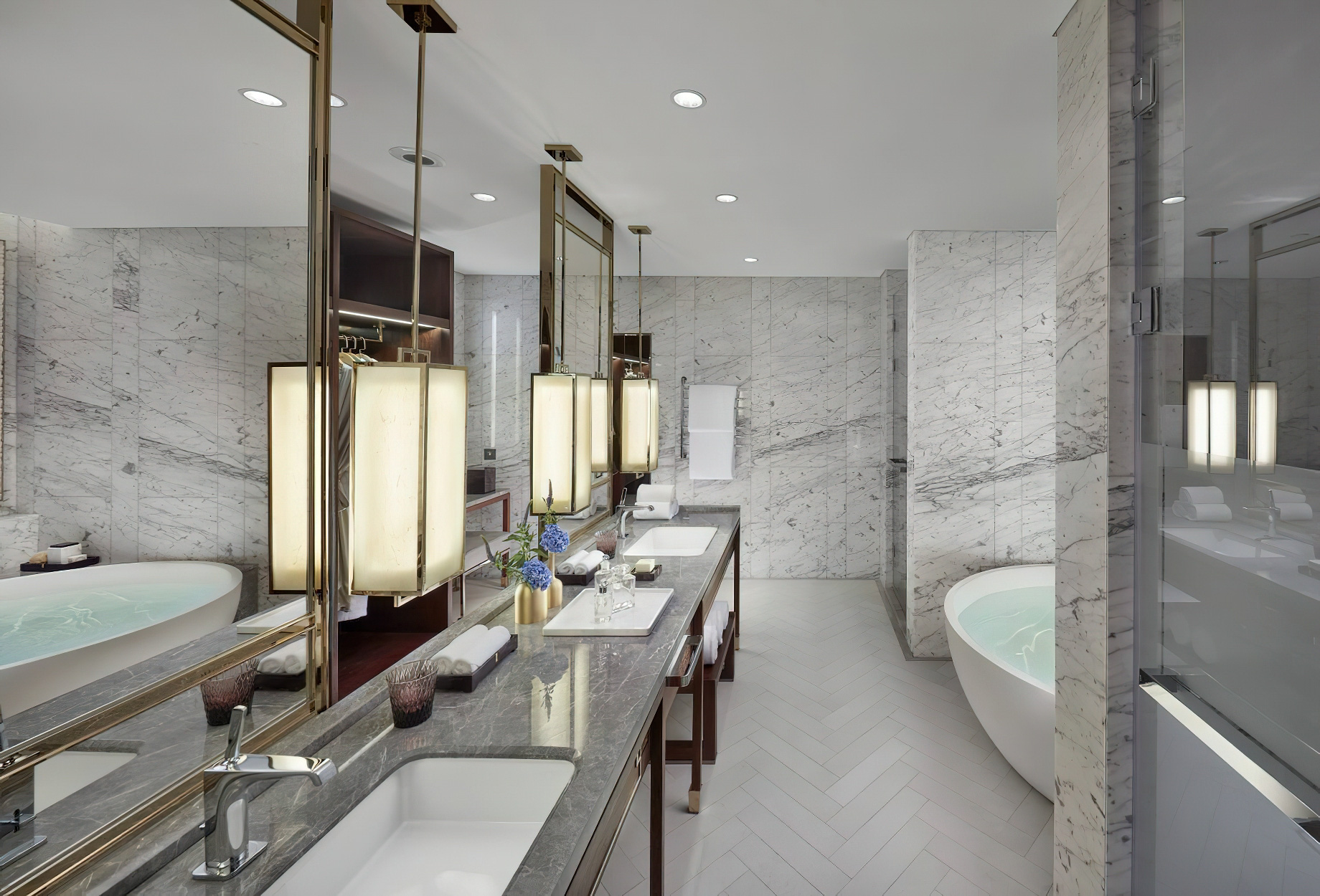 Mandarin Oriental Wangfujing, Beijing Hotel - Beijing, China - Mandarin Room Bathroom