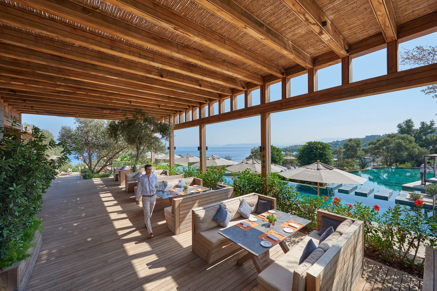 Mandarin Oriental, Bodrum Hotel – Bodrum, Turkey – Pool Bar Restaurant
