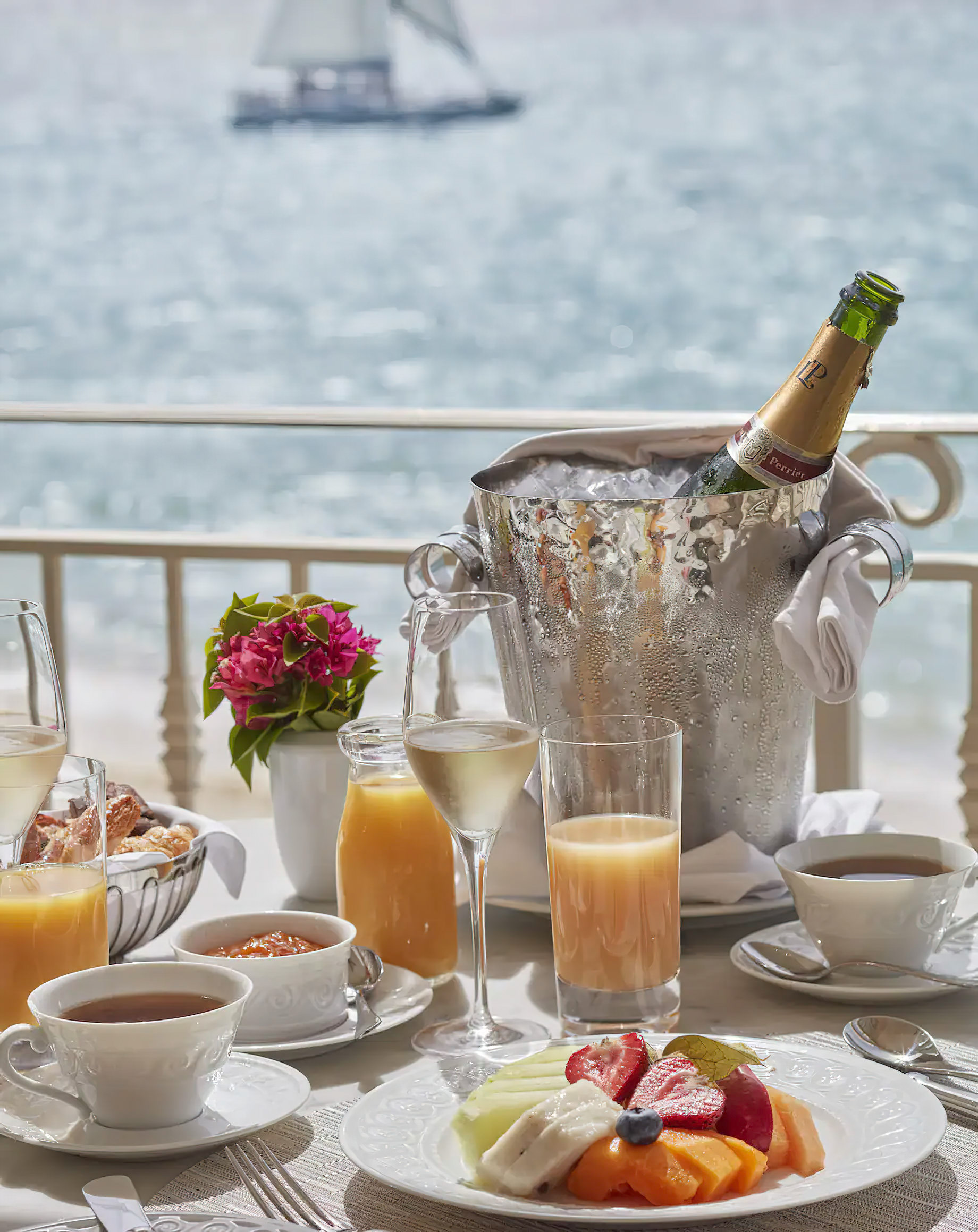 Mandarin Oriental, Canouan Island Resort – Saint Vincent and the Grenadines – One Bedroom Oceanview Penthouse Terrace Dining