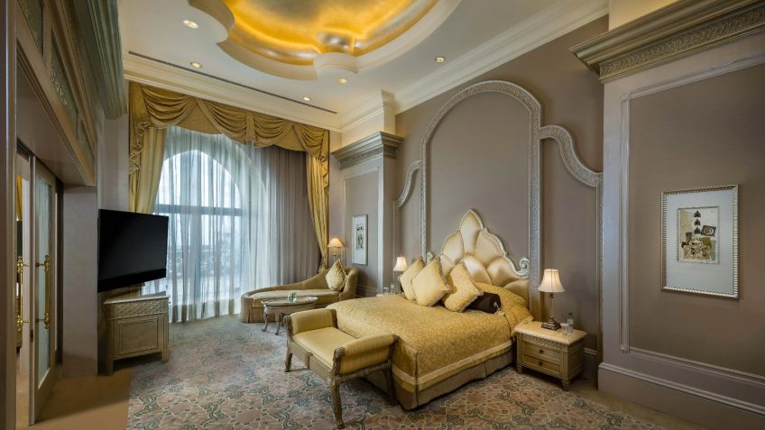 Emirates Palace Abu Dhabi Hotel - Abu Dhabi, UAE - Deluxe Palace Suite Bedroom
