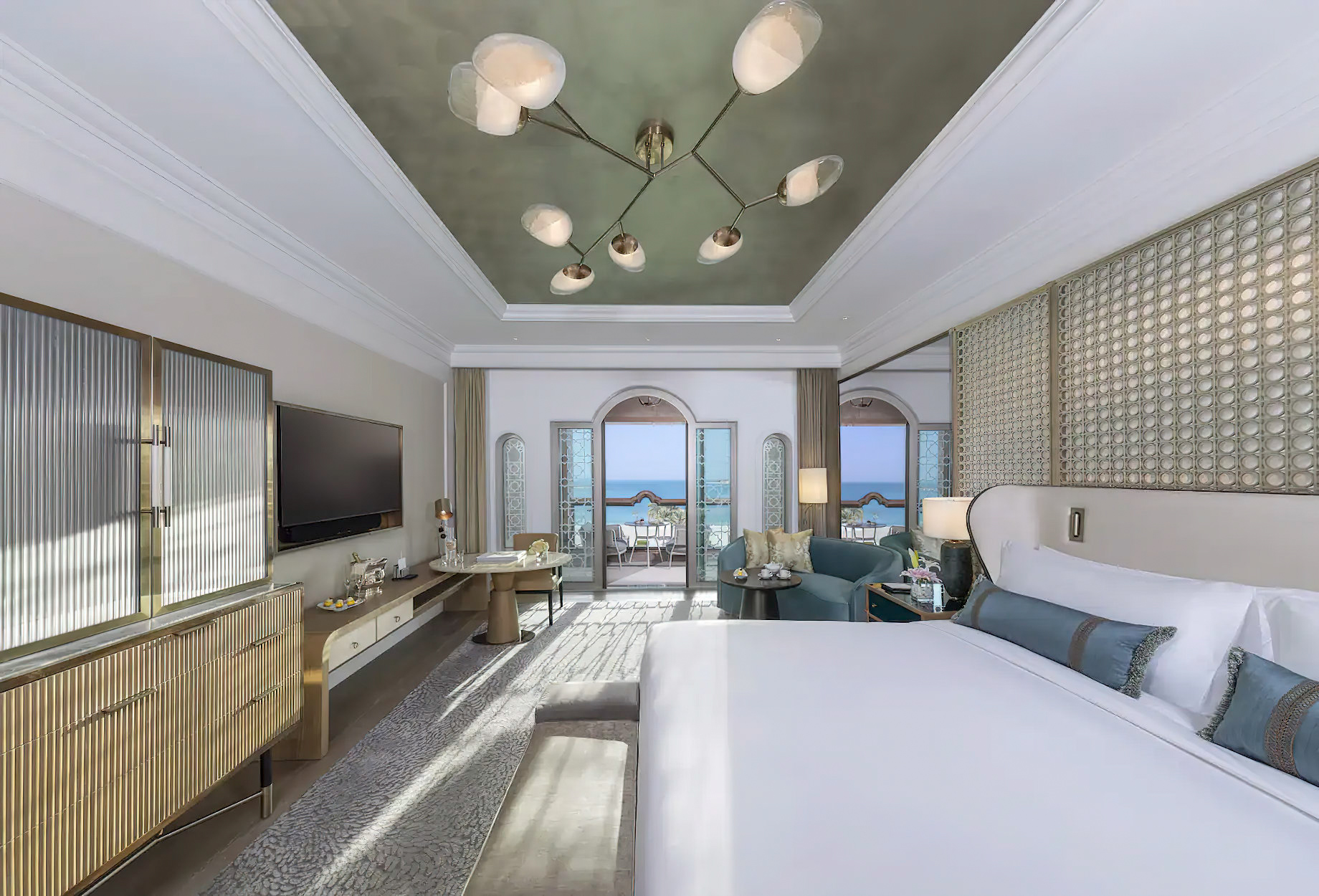 Emirates Palace Abu Dhabi Hotel - Abu Dhabi, UAE - Deluxe Sea View Room