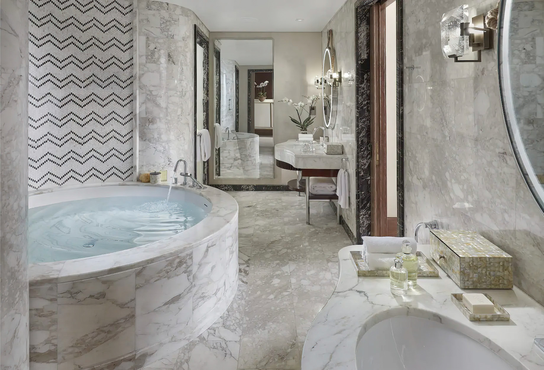 Mandarin Oriental, Doha Hotel – Doha, Qatar – Premier Suite Washroom
