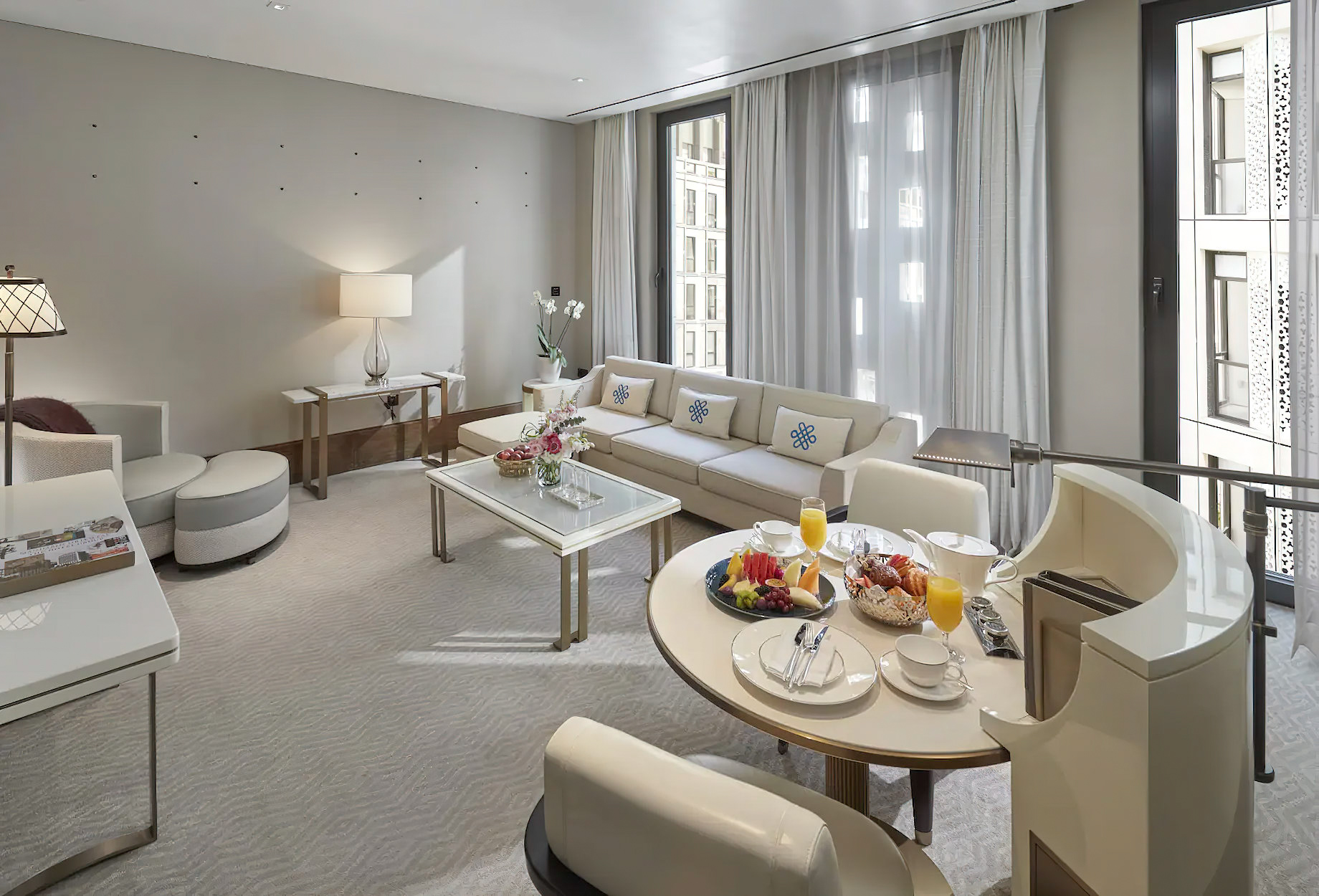 Mandarin Oriental, Doha Hotel – Doha, Qatar – Deluxe Suite Sitting Room