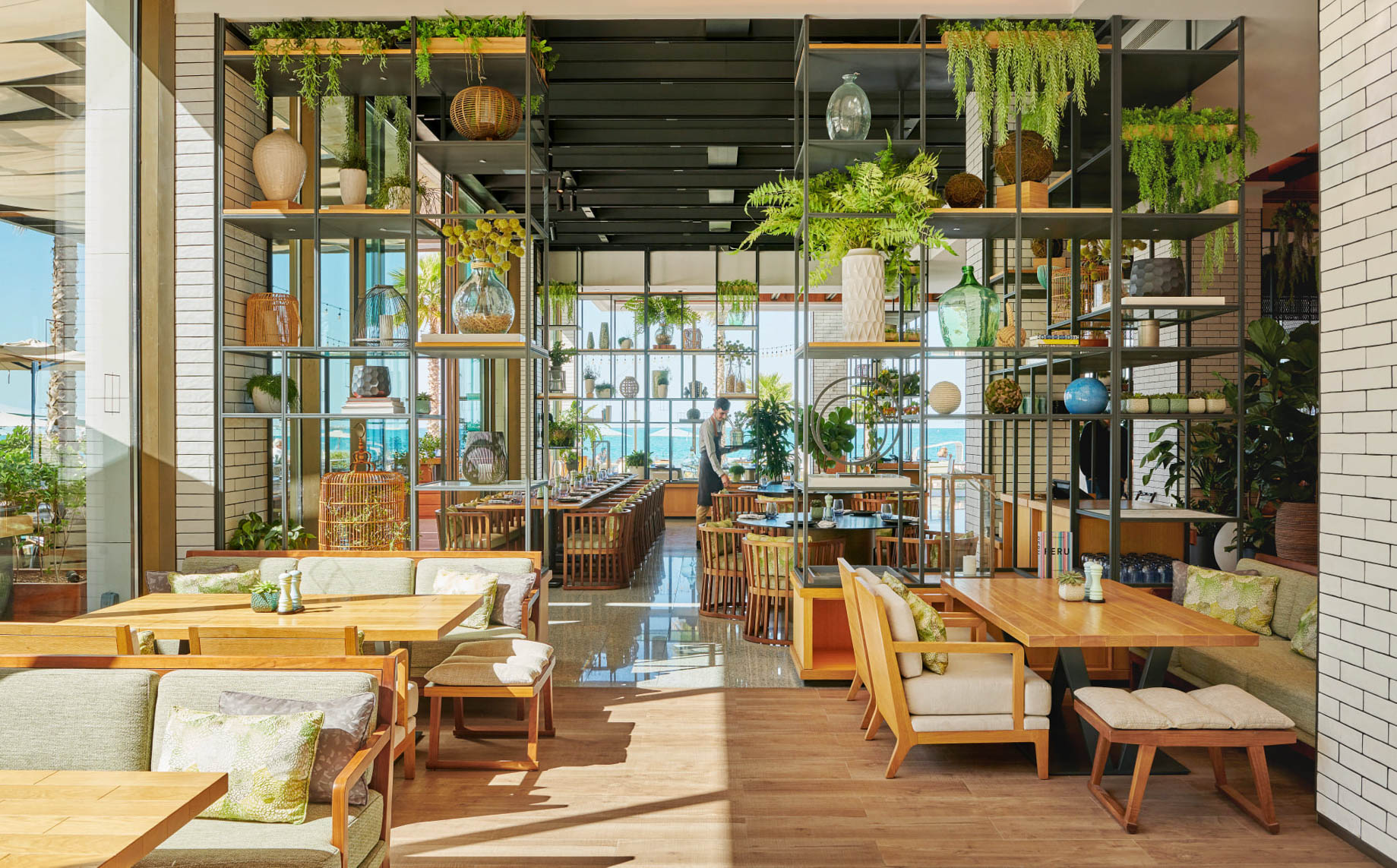Mandarin Oriental Jumeira, Dubai Resort – Jumeirah, Dubai, UAE – The Bay Restaurant