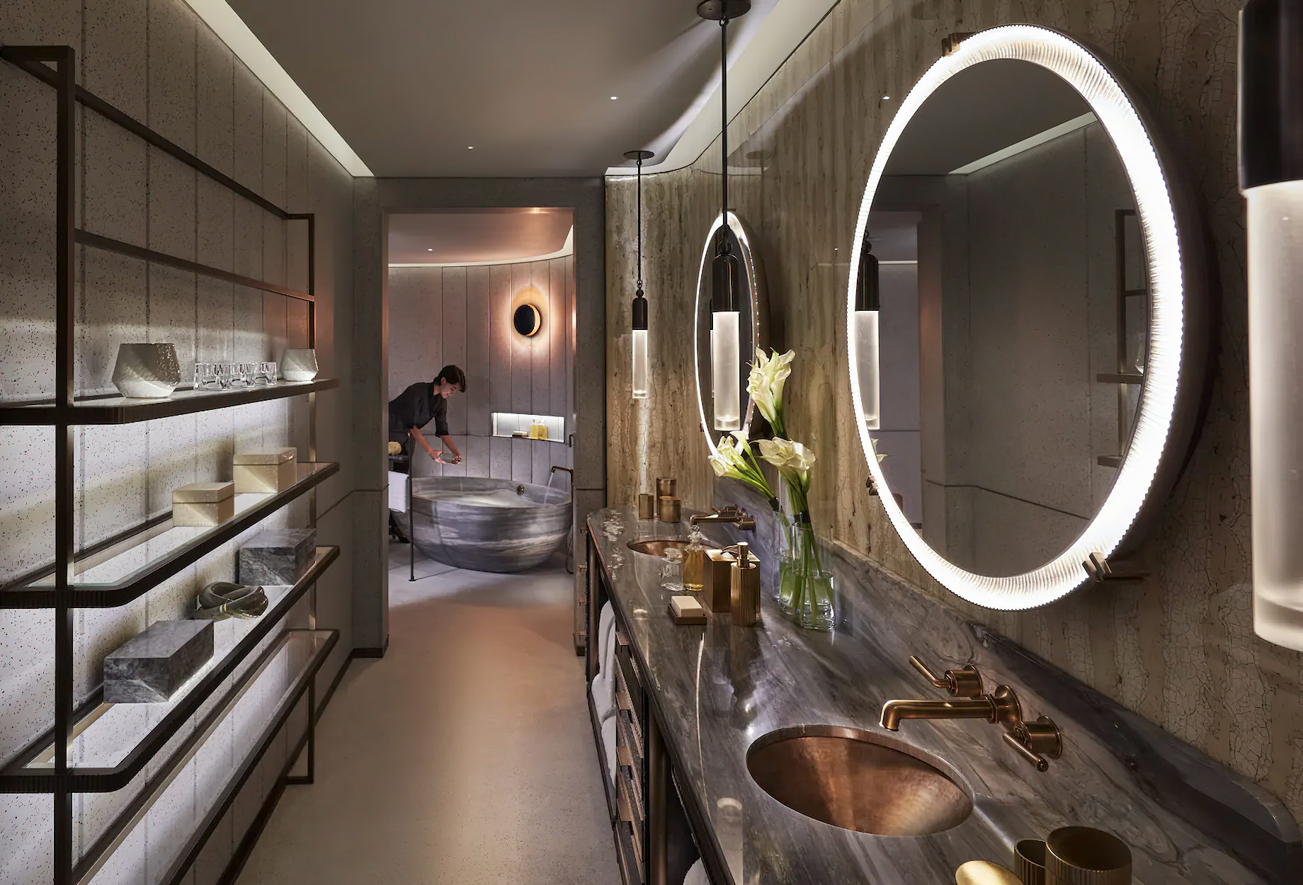 The Landmark Mandarin Oriental, Hong Kong Hotel – Hong Kong, China – Entertainment Suite Bathroom
