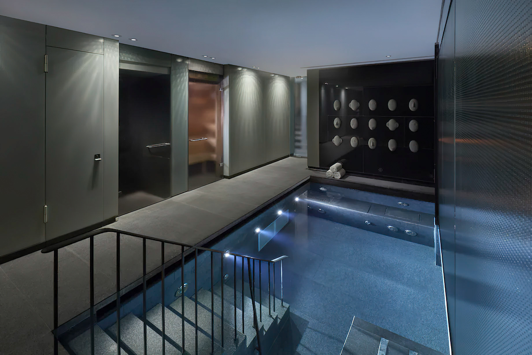 Mandarin Oriental Hyde Park, London Hotel - London, United Kingdom - Spa Vitality Pool