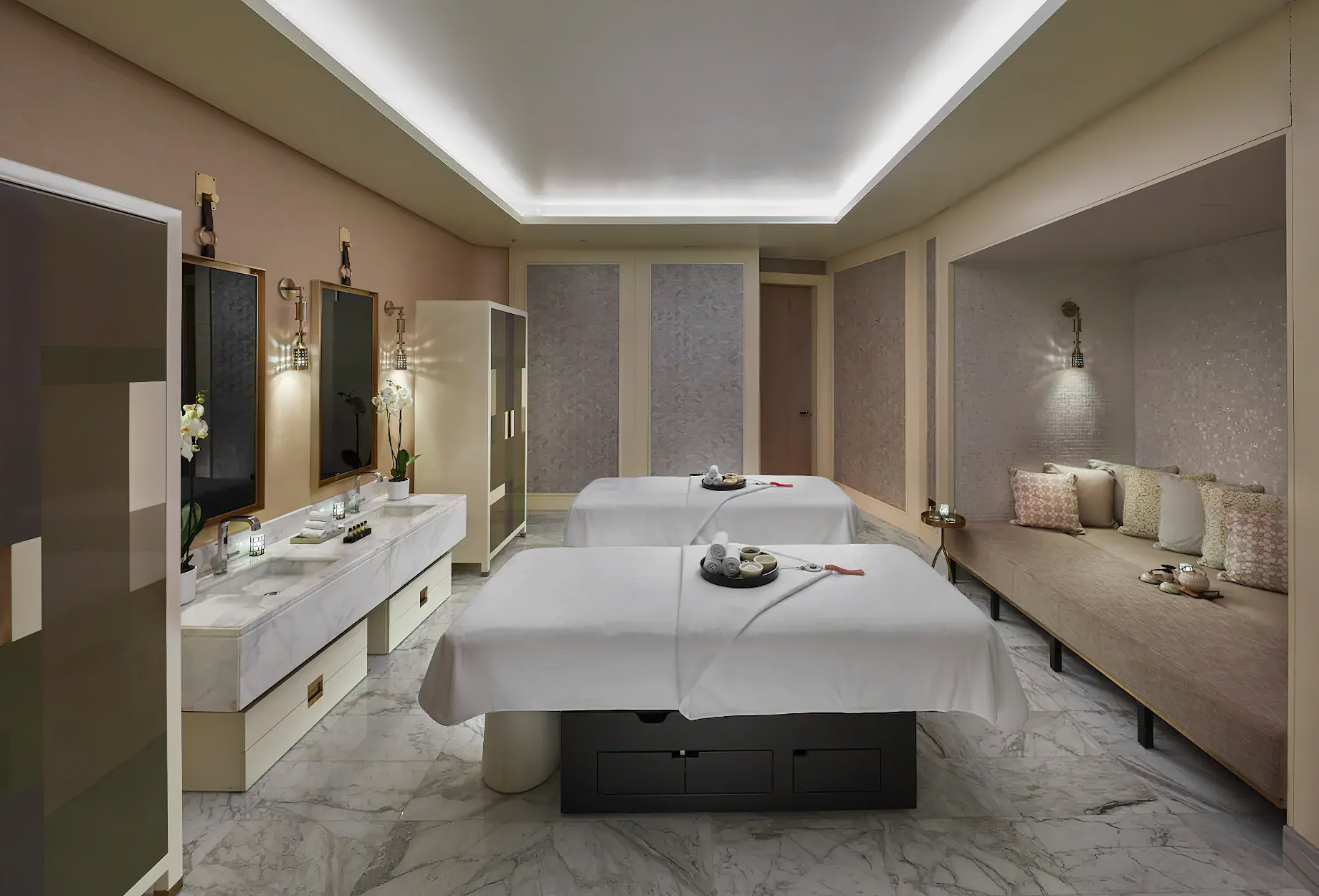 Mandarin Oriental, Doha Hotel – Doha, Qatar – Spa Treatment Room
