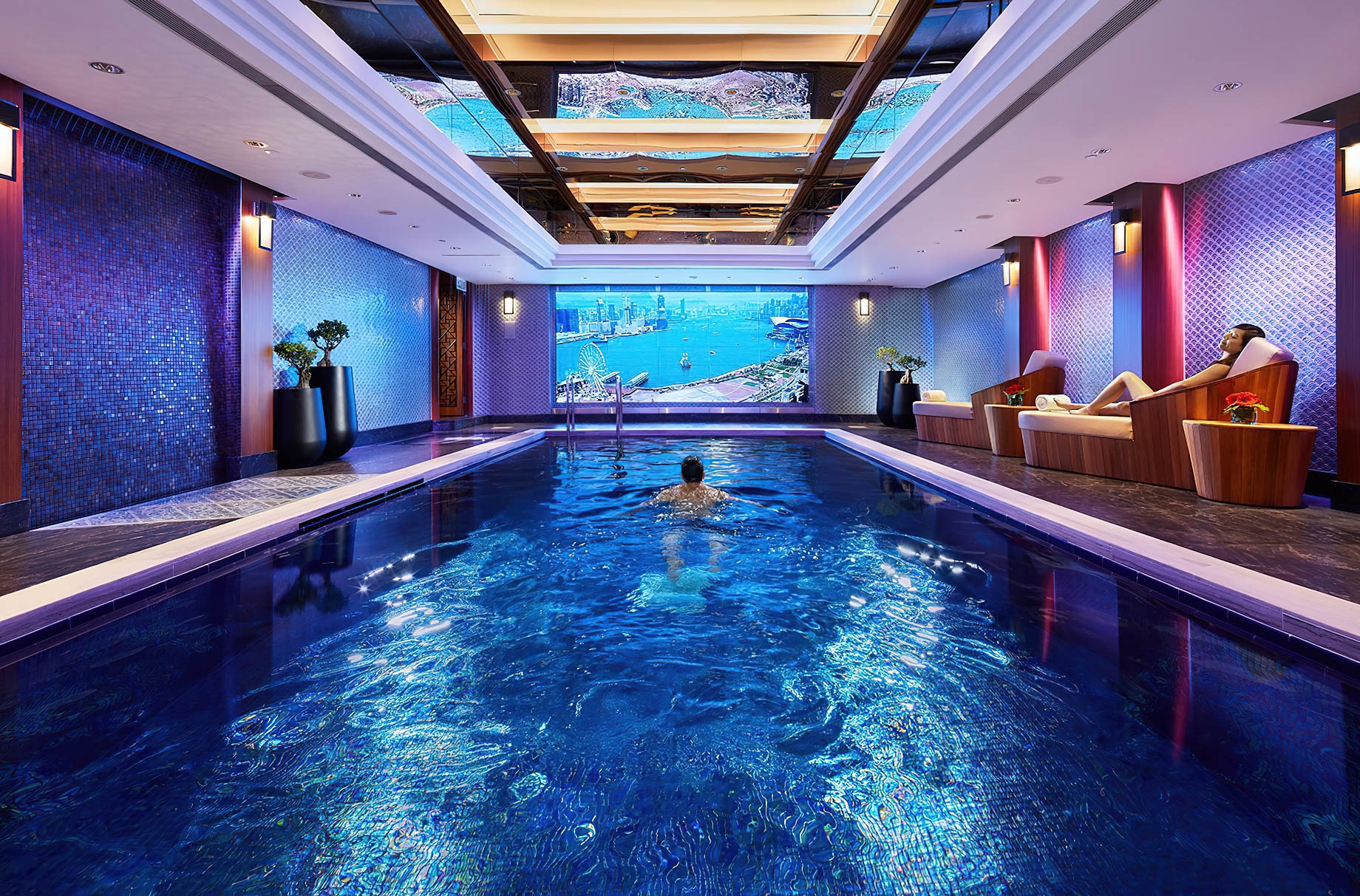 Mandarin Oriental, Hong Kong Hotel - Hong Kong, China - Swimming Pool