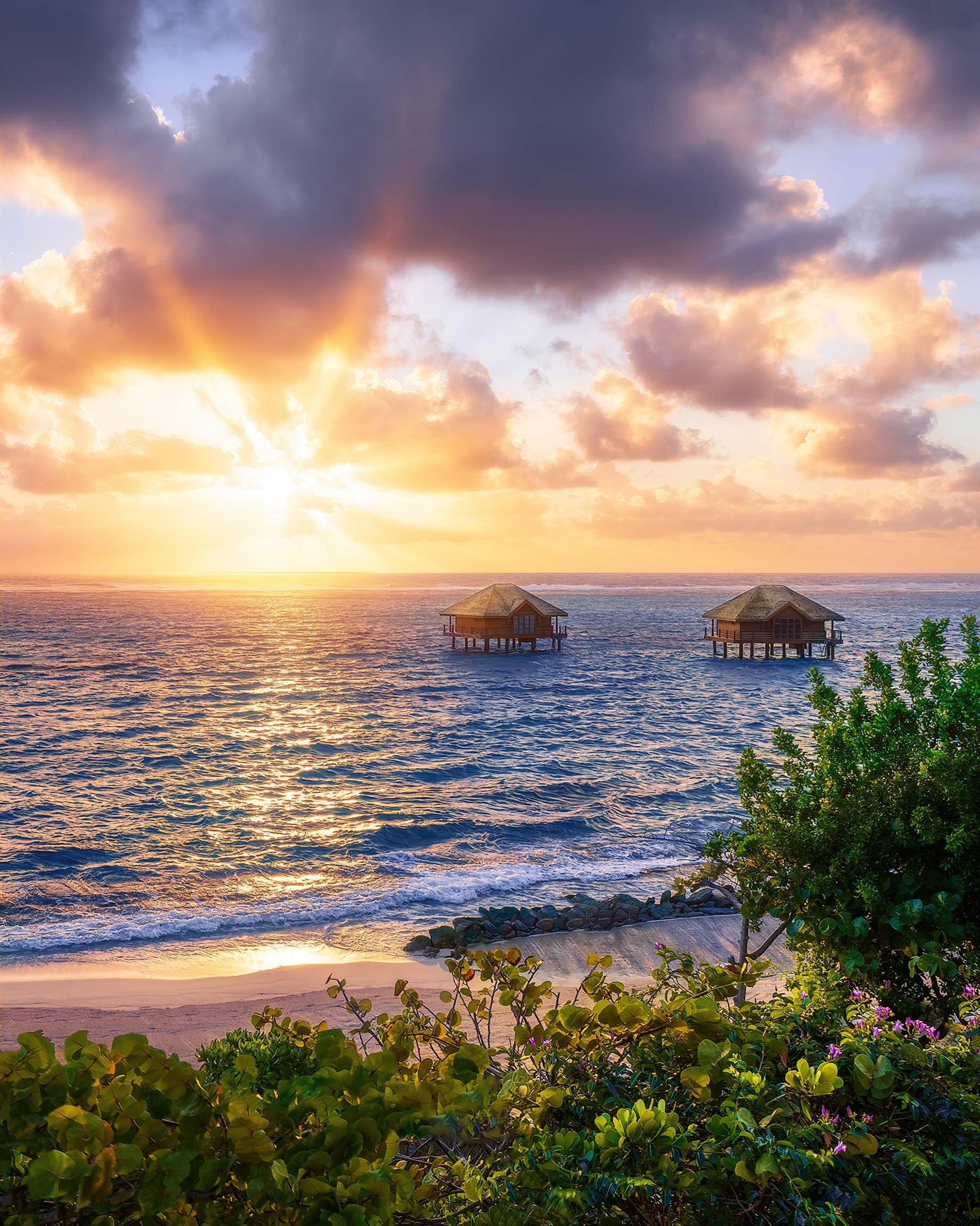 Mandarin Oriental, Canouan Island Resort - Saint Vincent and the Grenadines - Spa Overwater Bungalows Sunset View