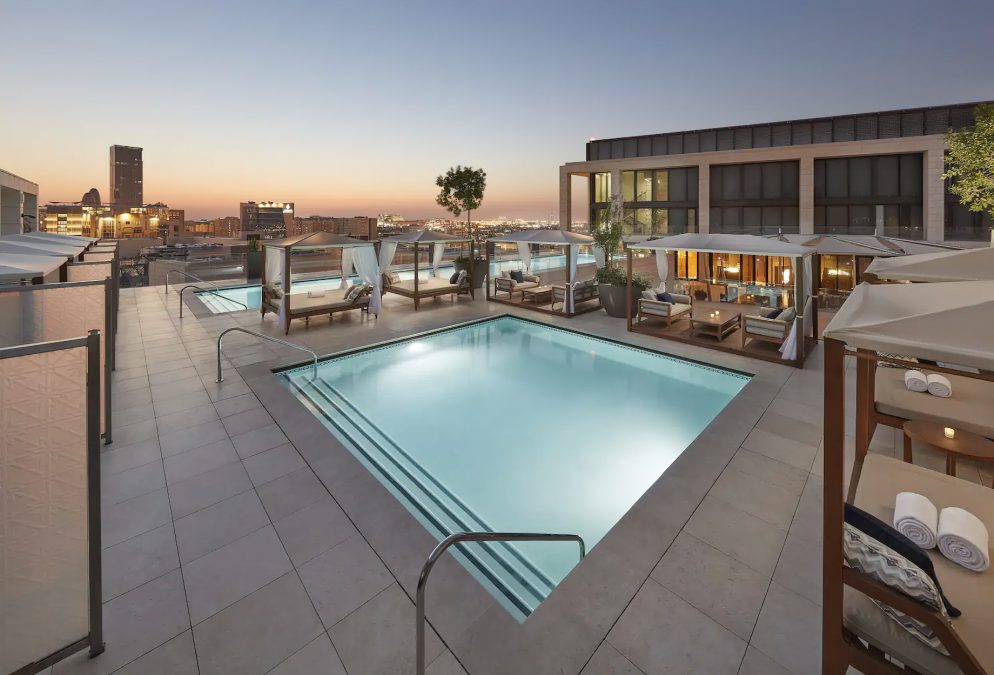 Mandarin Oriental, Doha Hotel - Doha, Qatar - Outdoor Pool Dusk