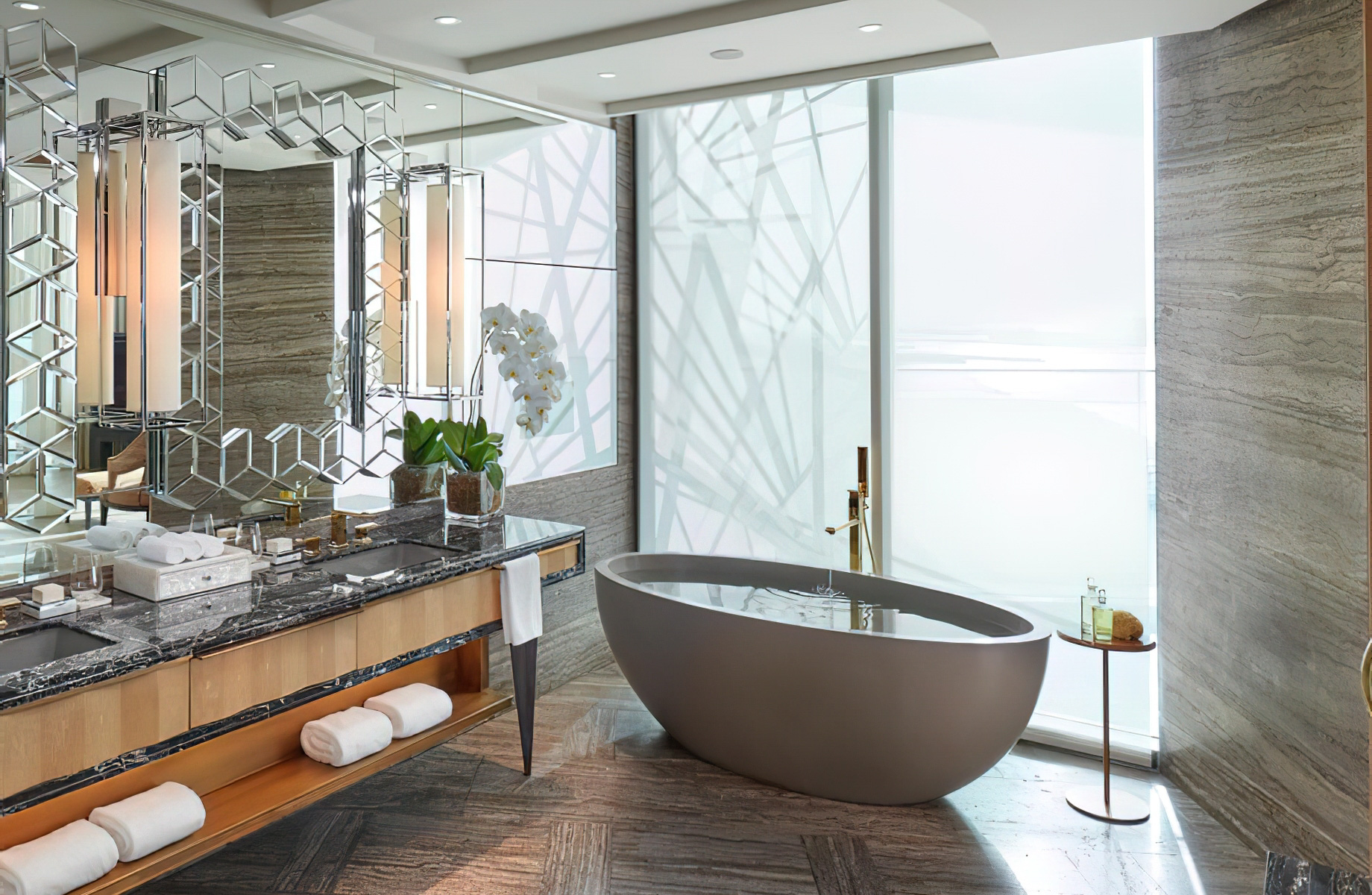 Mandarin Oriental Jumeira, Dubai Resort – Jumeirah, Dubai, UAE – Mandarin Suite Bathroom