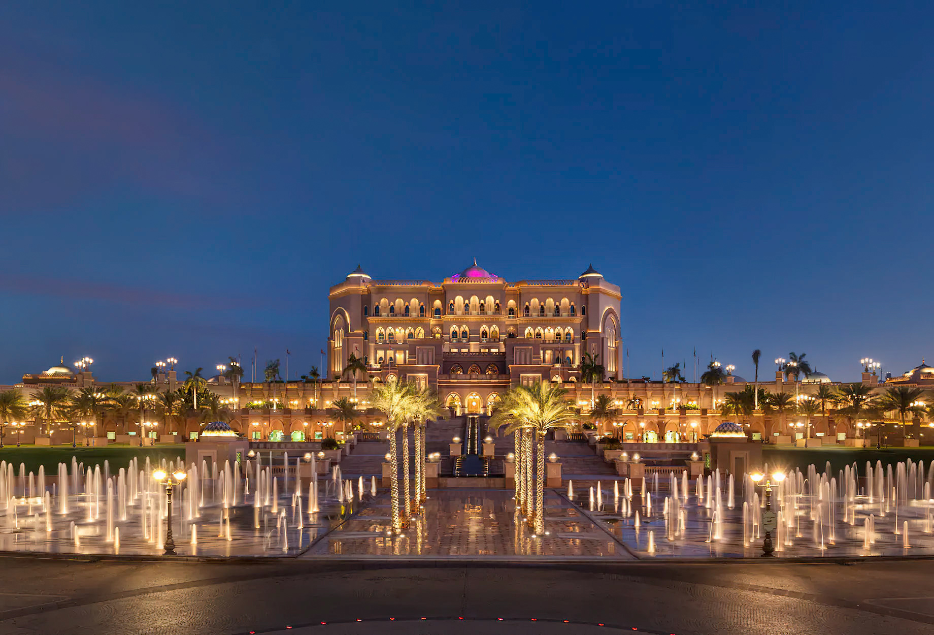 Emirates Palace Abu Dhabi Hotel – Abu Dhabi, UAE – Palace Fountains Night