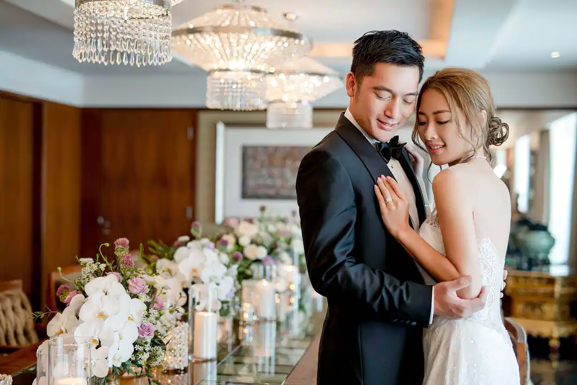 Mandarin Oriental, Hong Kong Hotel – Hong Kong, China – Wedding Couple