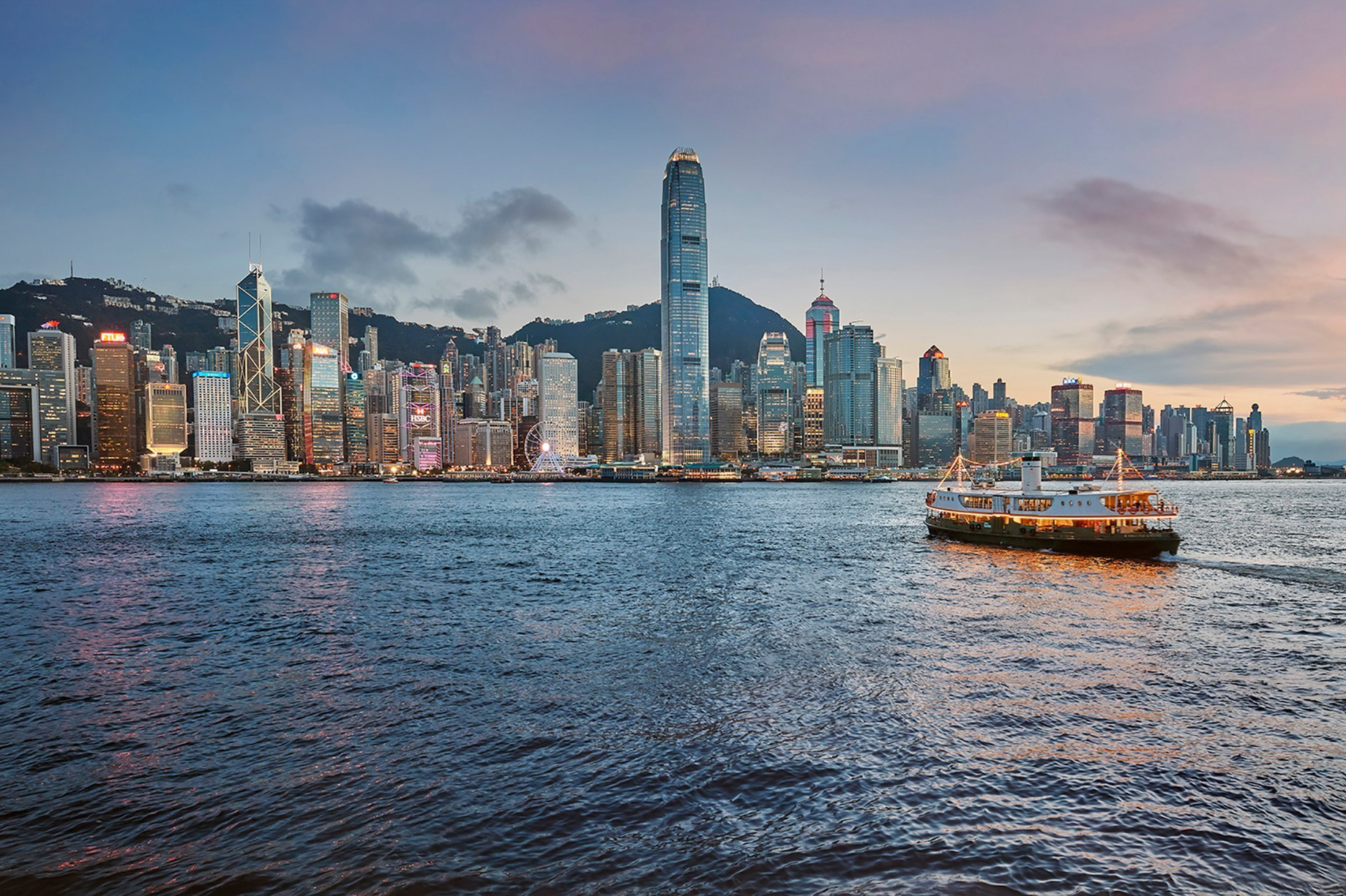 Mandarin Oriental, Hong Kong Hotel – Hong Kong, China – City View