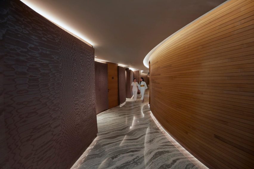 Mandarin Oriental Jumeira, Dubai Resort - Jumeirah, Dubai, UAE - Hallway