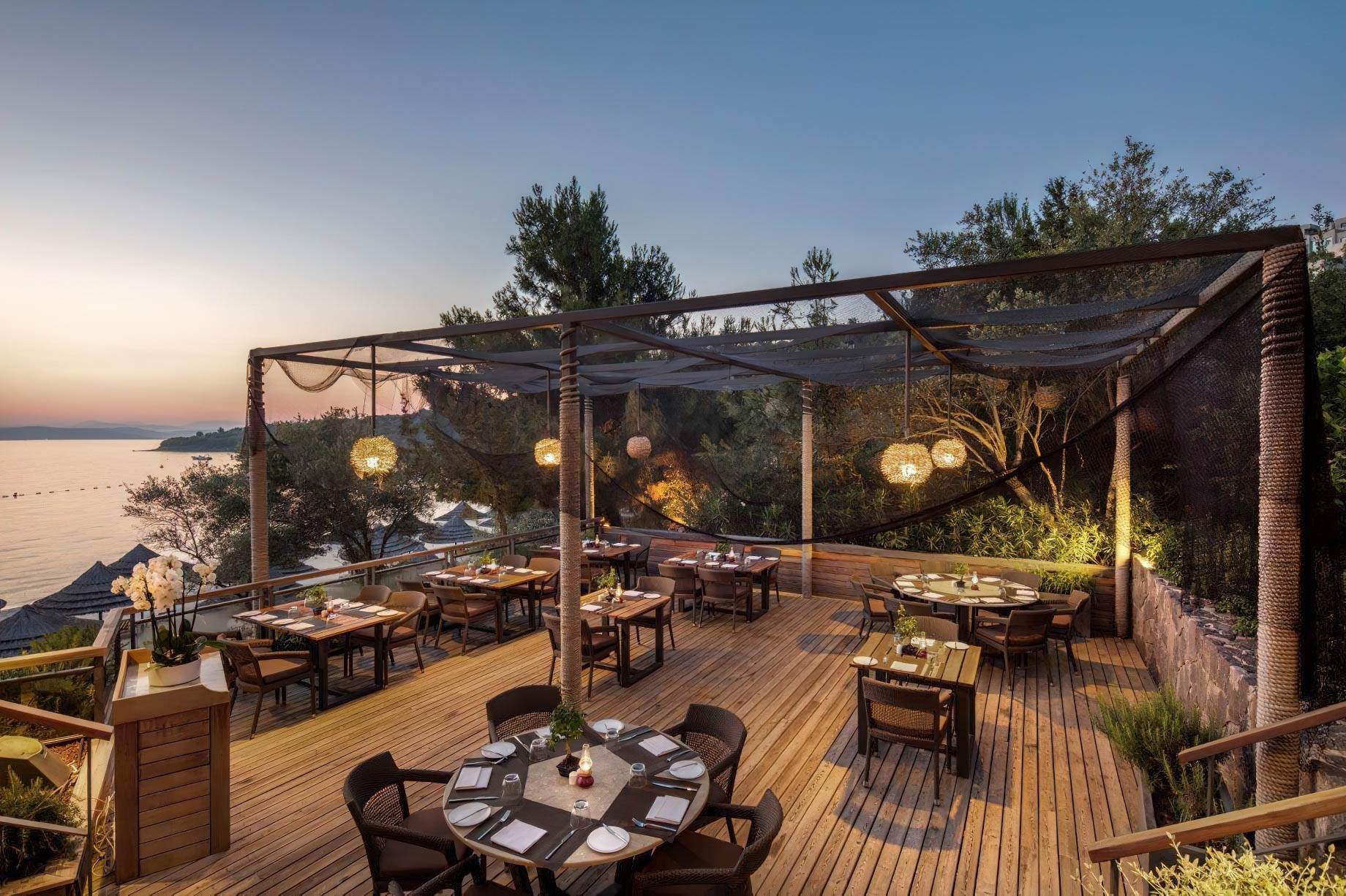 Mandarin Oriental, Bodrum Hotel – Bodrum, Turkey – Outdoor Restaurant Sunset