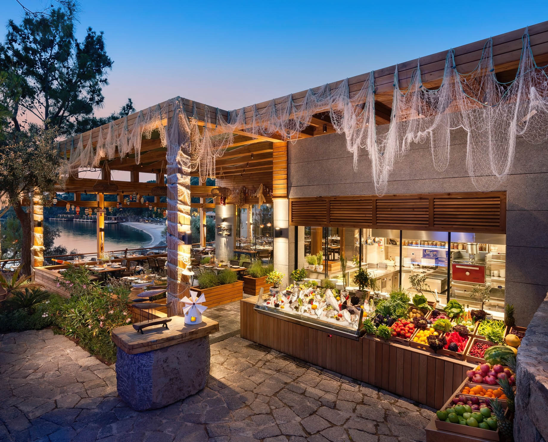 Mandarin Oriental, Bodrum Hotel – Bodrum, Turkey – Outdoor Restaurant Sunset
