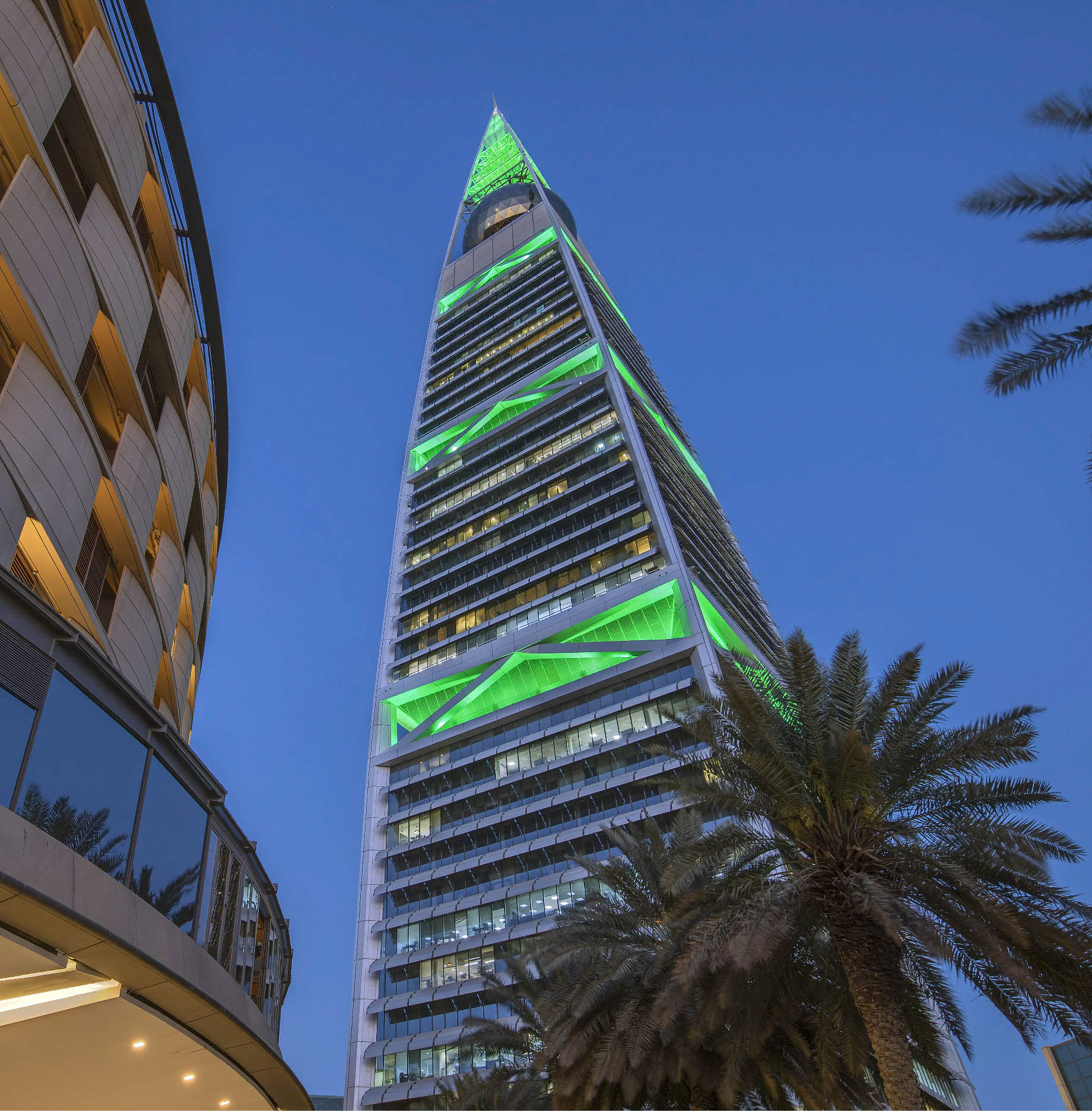 Al Faisaliah Hotel - Riyadh, Saudi Arabia - Exterior