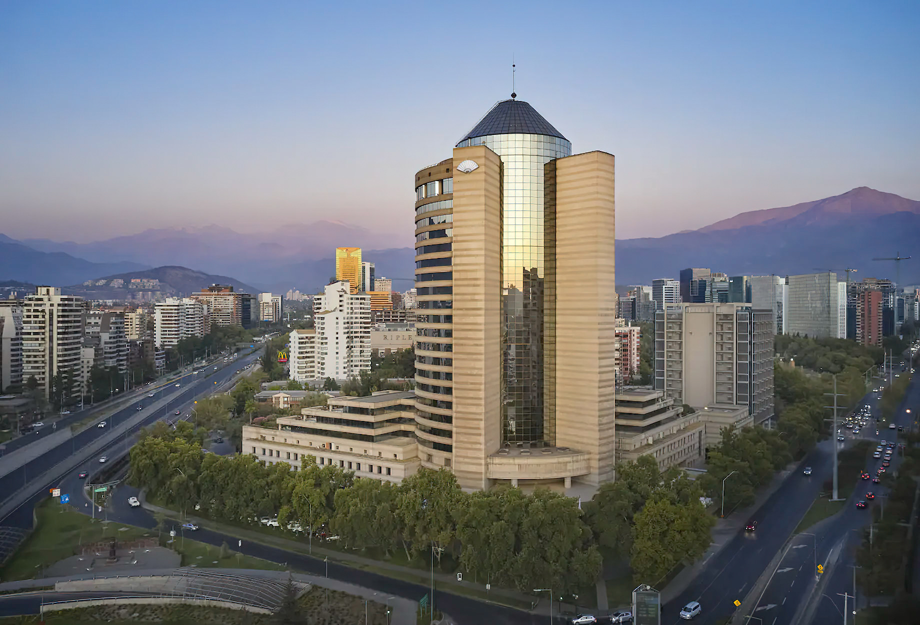 Mandarin Oriental, Santiago Hotel – Santiago, Chile – Exterior