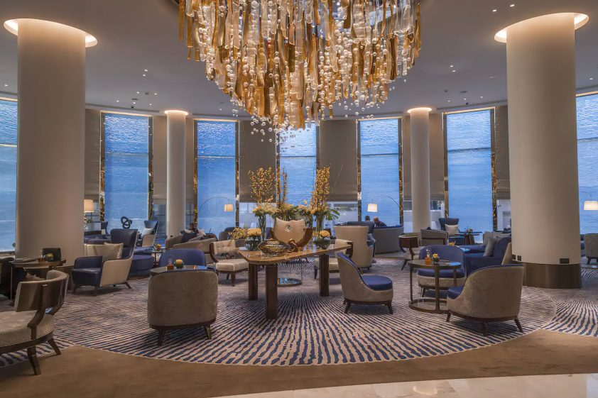 Al Faisaliah Hotel - Riyadh, Saudi Arabia - Lobby Lounge