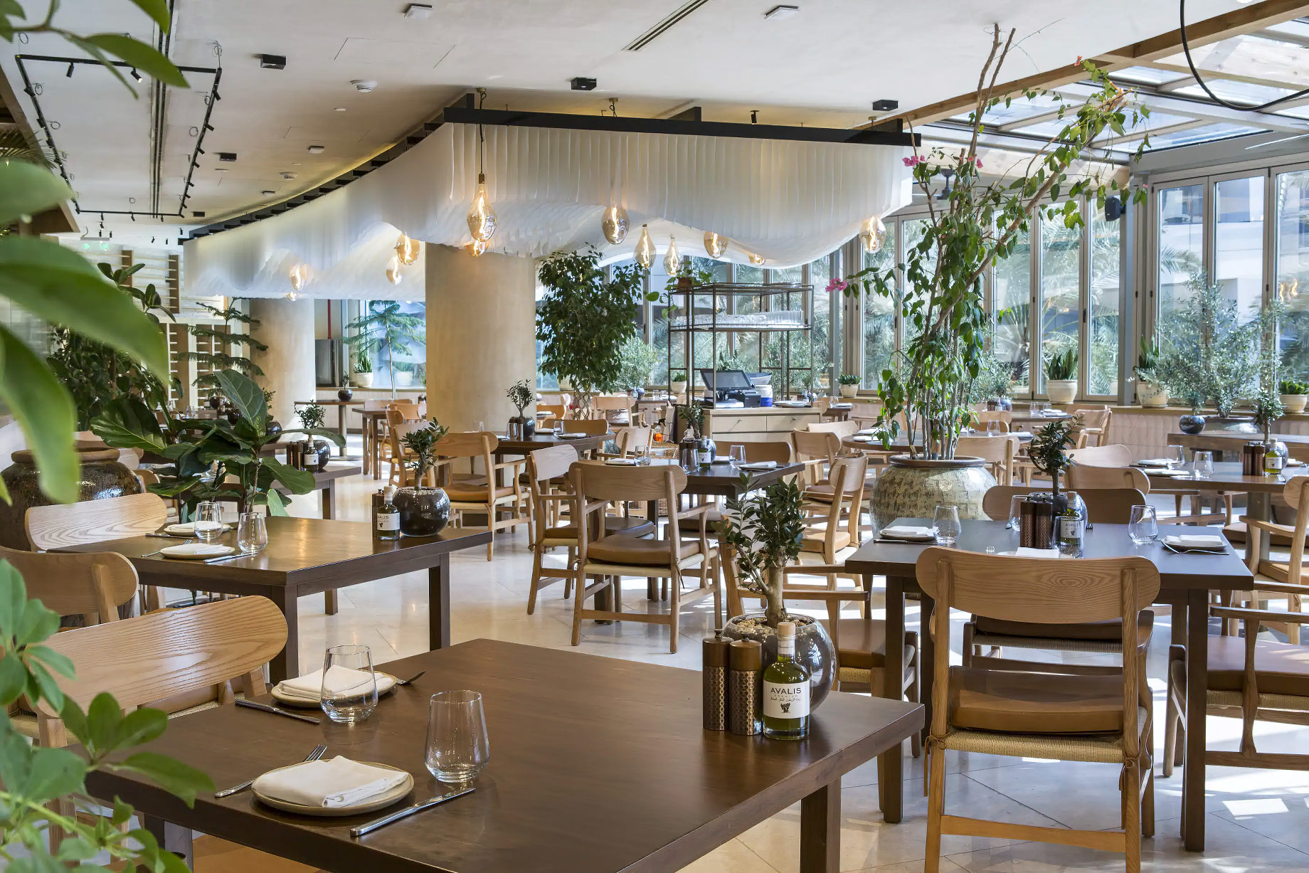 Al Faisaliah Hotel Riyadh, Saudi Arabia Meraki Restaurant TRAVOH