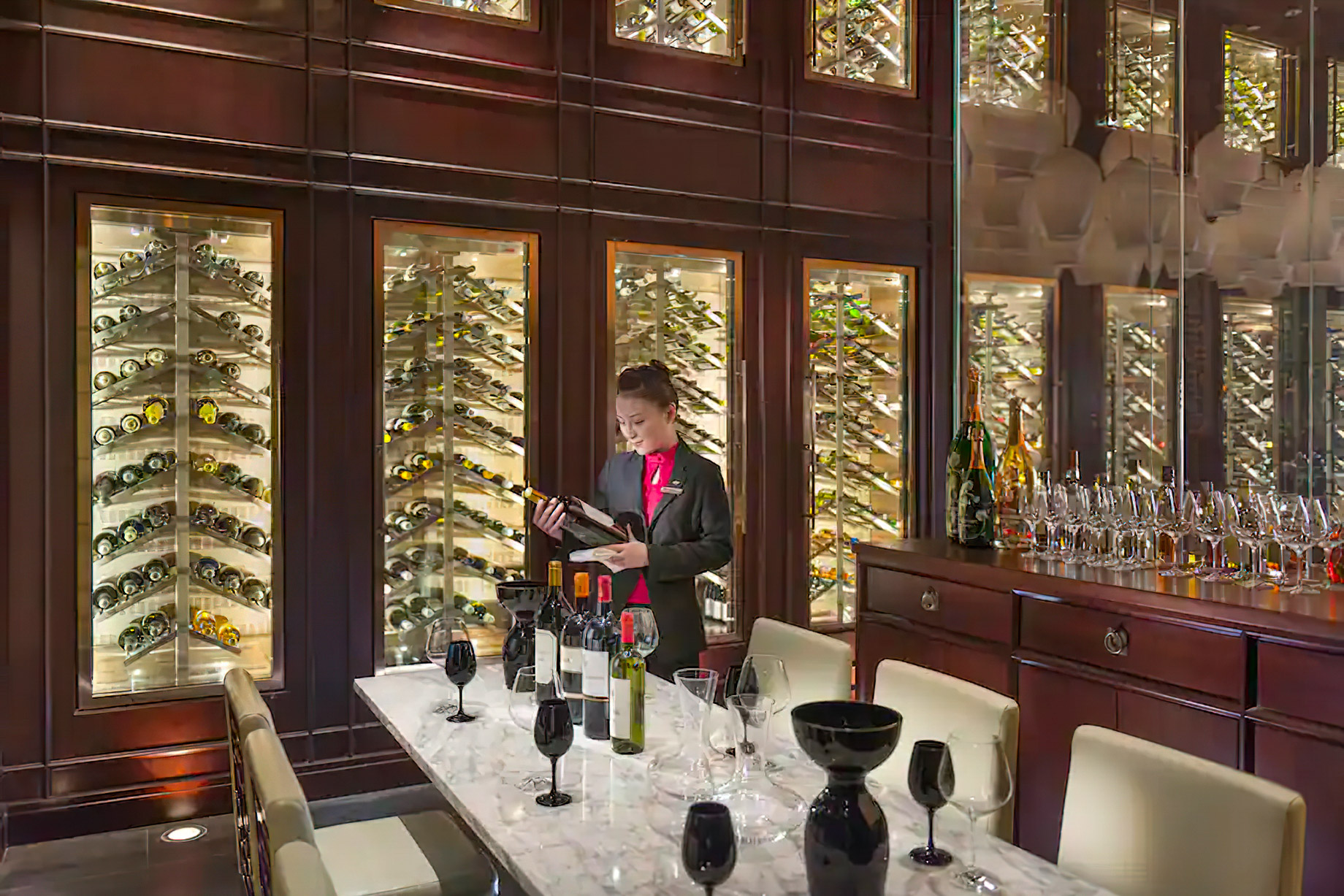 Mandarin Oriental Pudong, Shanghai Hotel – Shanghai, China – Yong Yi Ting Restaurant