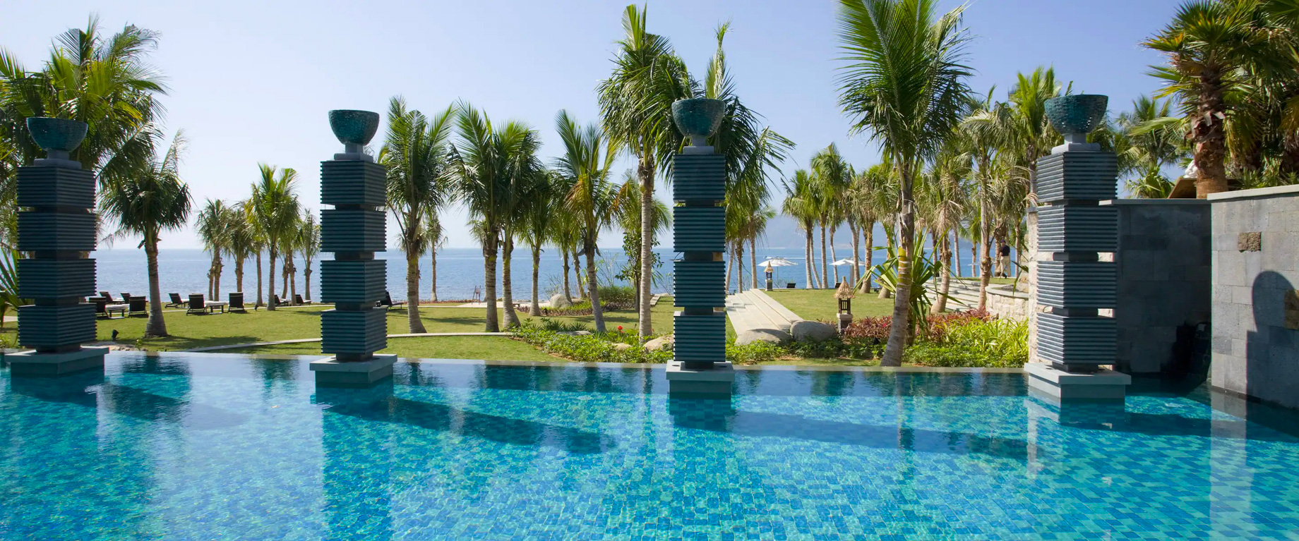 Mandarin Oriental, Sanya Hotel – Hainan, China – Swimming Pool