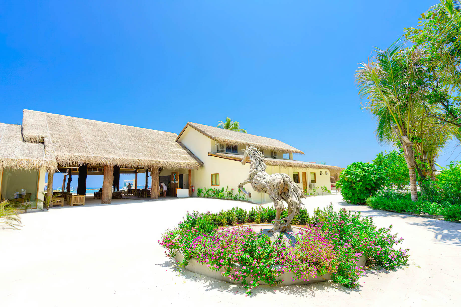 You & Me Maldives Resort – Uthurumaafaru, Raa Atoll, Maldives – Resort Recption