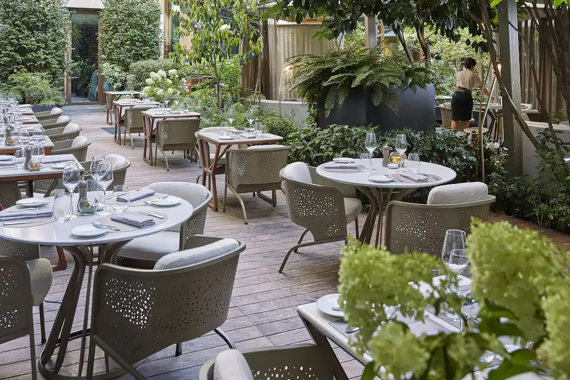 015 – Mandarin Oriental, Paris Hotel – Paris, France – Camelia Restaurant Terrace