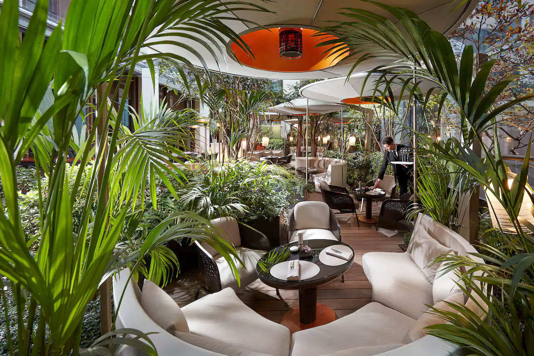 016 – Mandarin Oriental, Paris Hotel – Paris, France – Camelia Reataurant Garden Dining