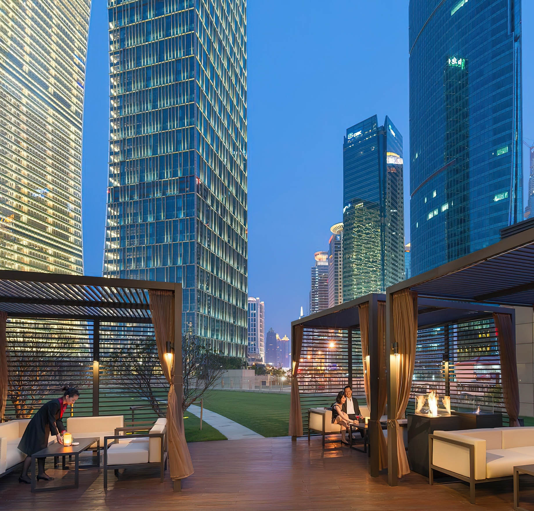 Mandarin Oriental Pudong, Shanghai Hotel – Shanghai, China – Qi Bar Terrace