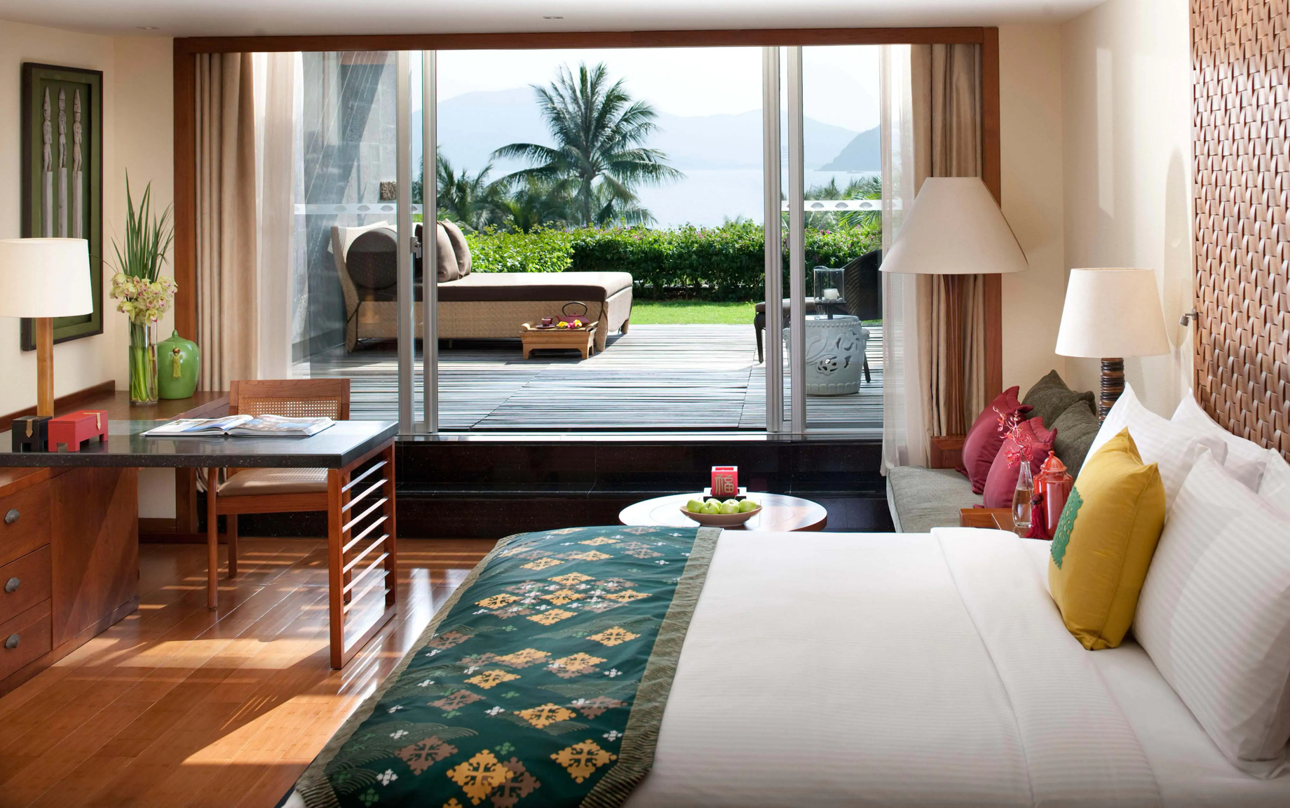 Mandarin Oriental, Sanya Hotel – Hainan, China – Deluxe Garden View Room