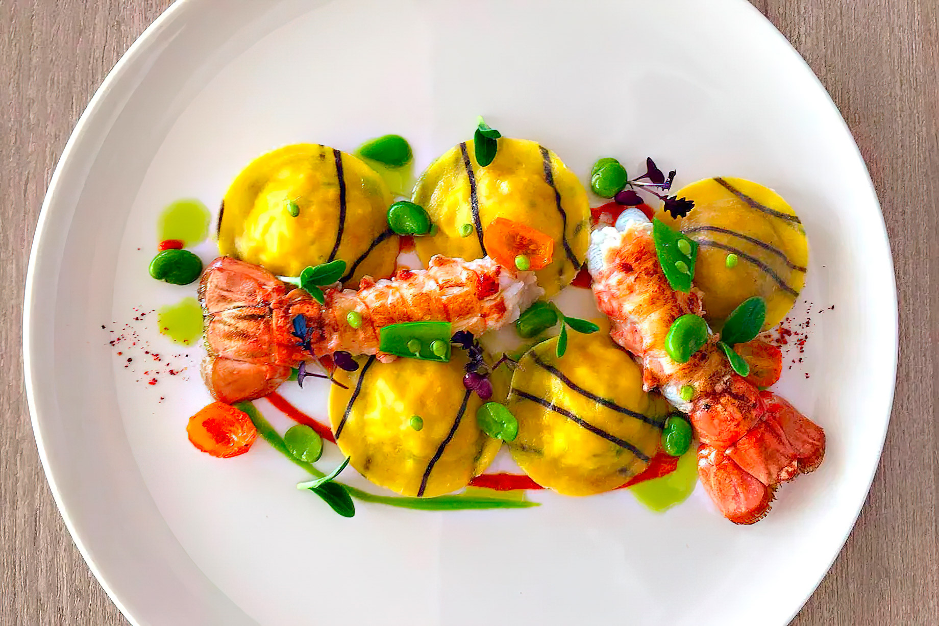 Mandarin Oriental, Singapore Hotel – Singapore – Dolce Vita Restaurant Lobster