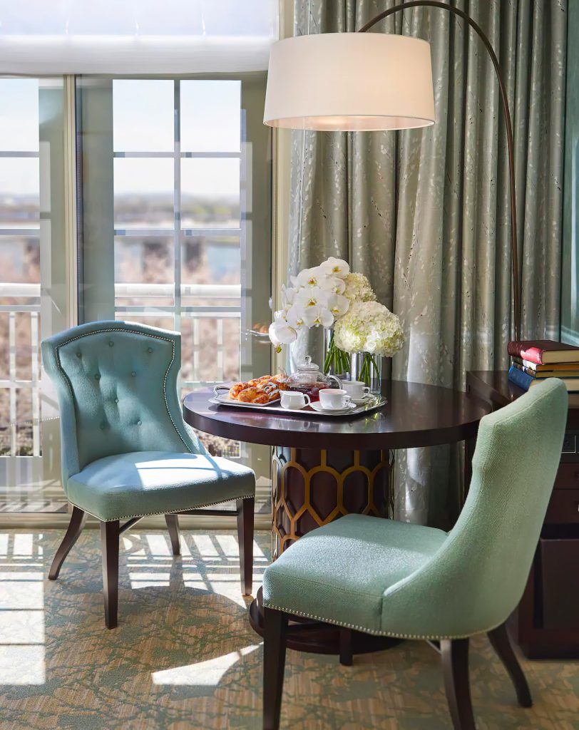 Mandarin Oriental, Washington D.C. Hotel - Washington DC, USA - Guest Suite Table