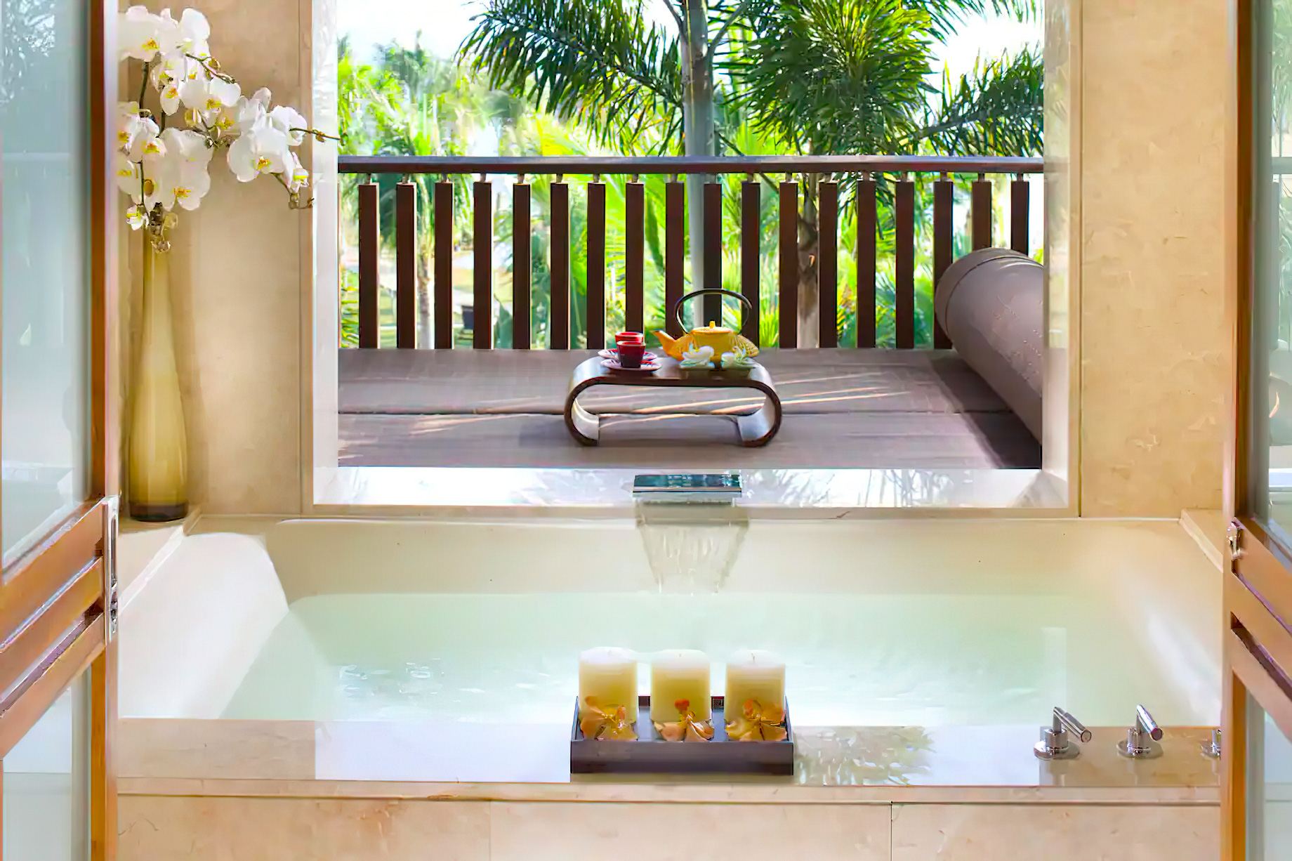 Mandarin Oriental, Sanya Hotel - Hainan, China - Ocean Breeze Pavilion Bathroom