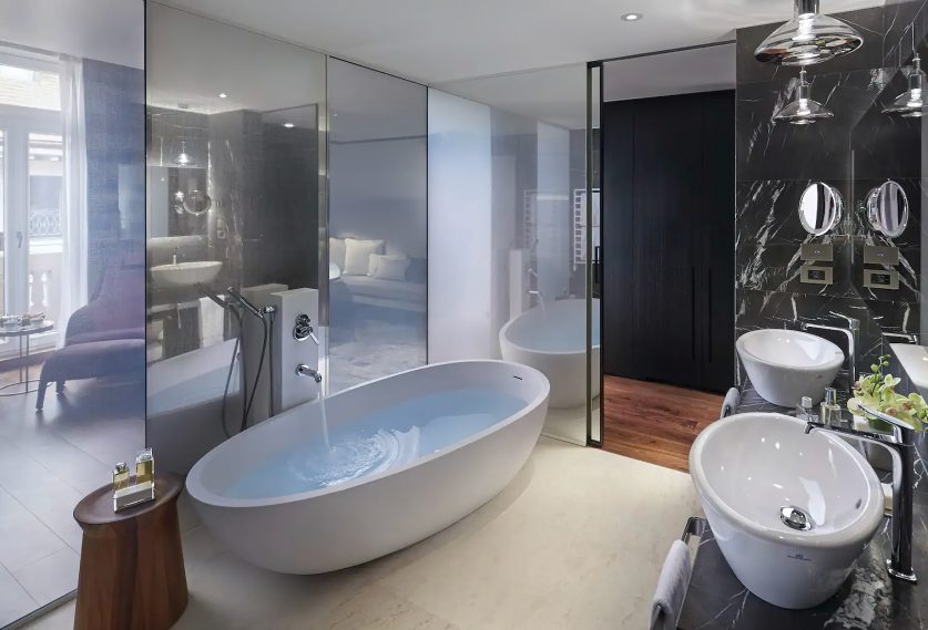 Mandarin Oriental, Milan Hotel - Milan, Italy - Junior Suite Bathroom