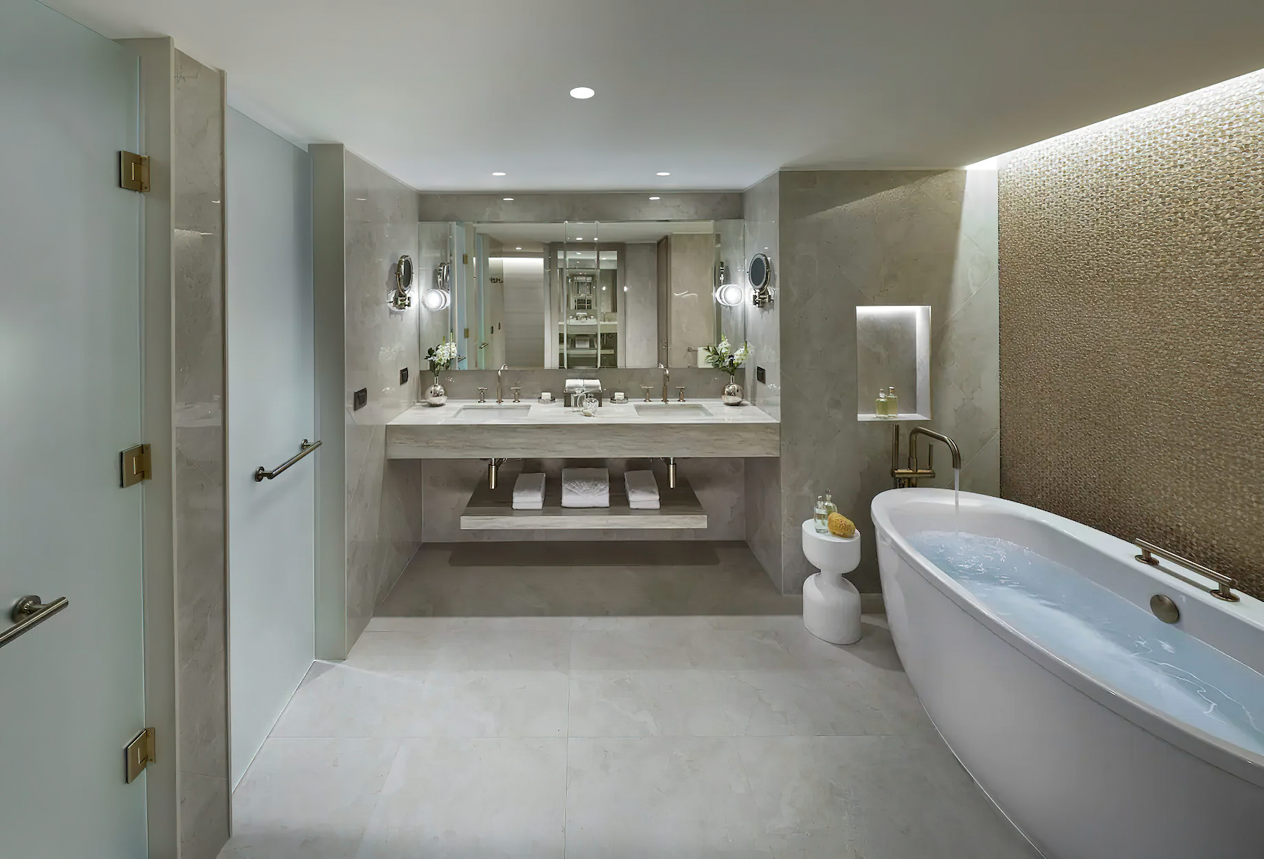 Mandarin Oriental, Santiago Hotel - Santiago, Chile - Guest Suite Bathroom