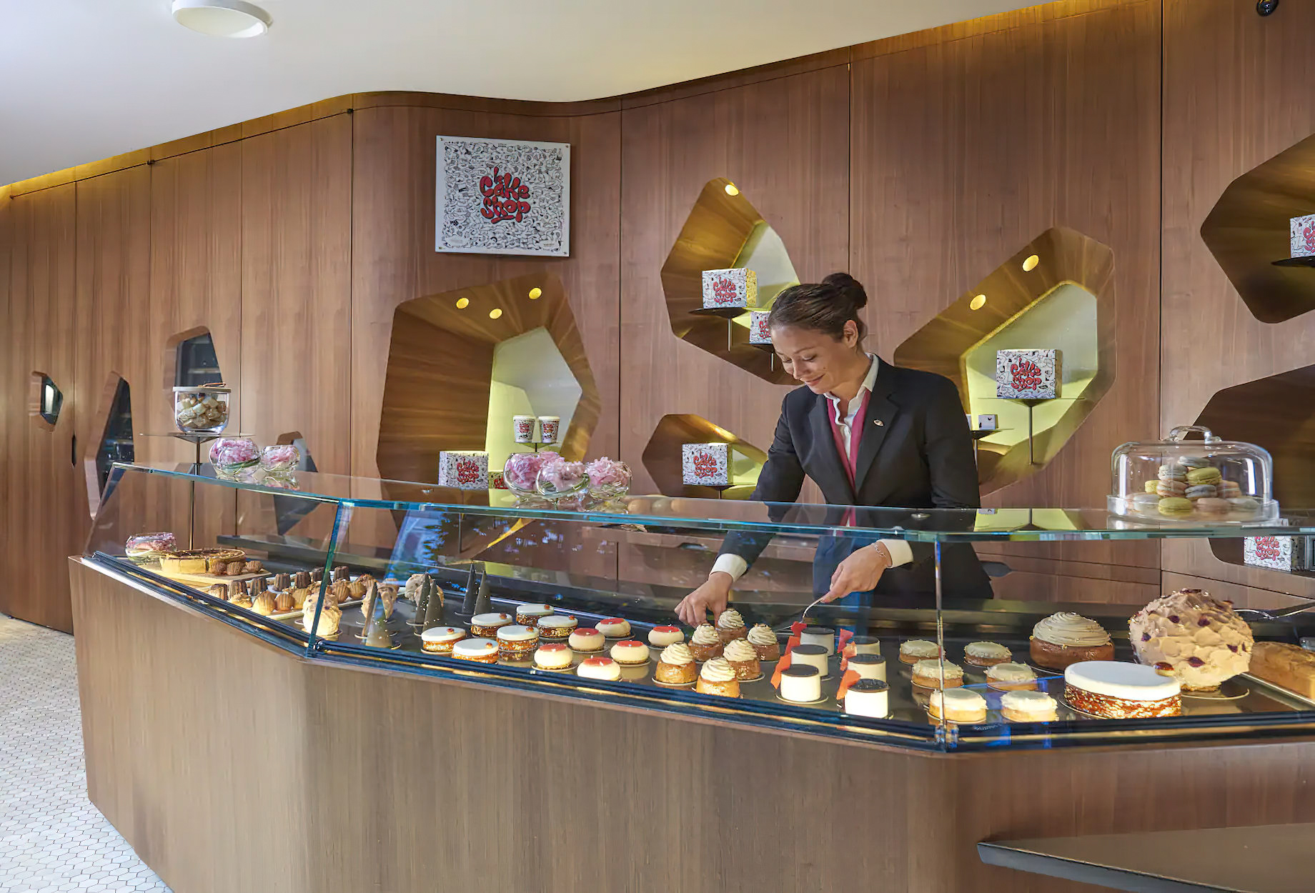027 – Mandarin Oriental, Paris Hotel – Paris, France – Cake Shop