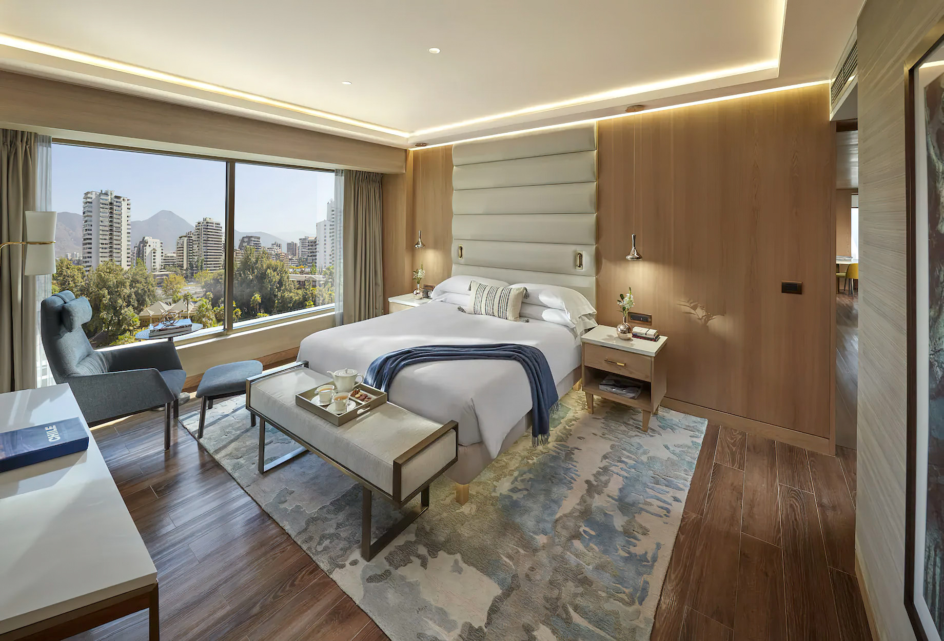 Mandarin Oriental, Santiago Hotel - Santiago, Chile - Guest Suite Bedroom